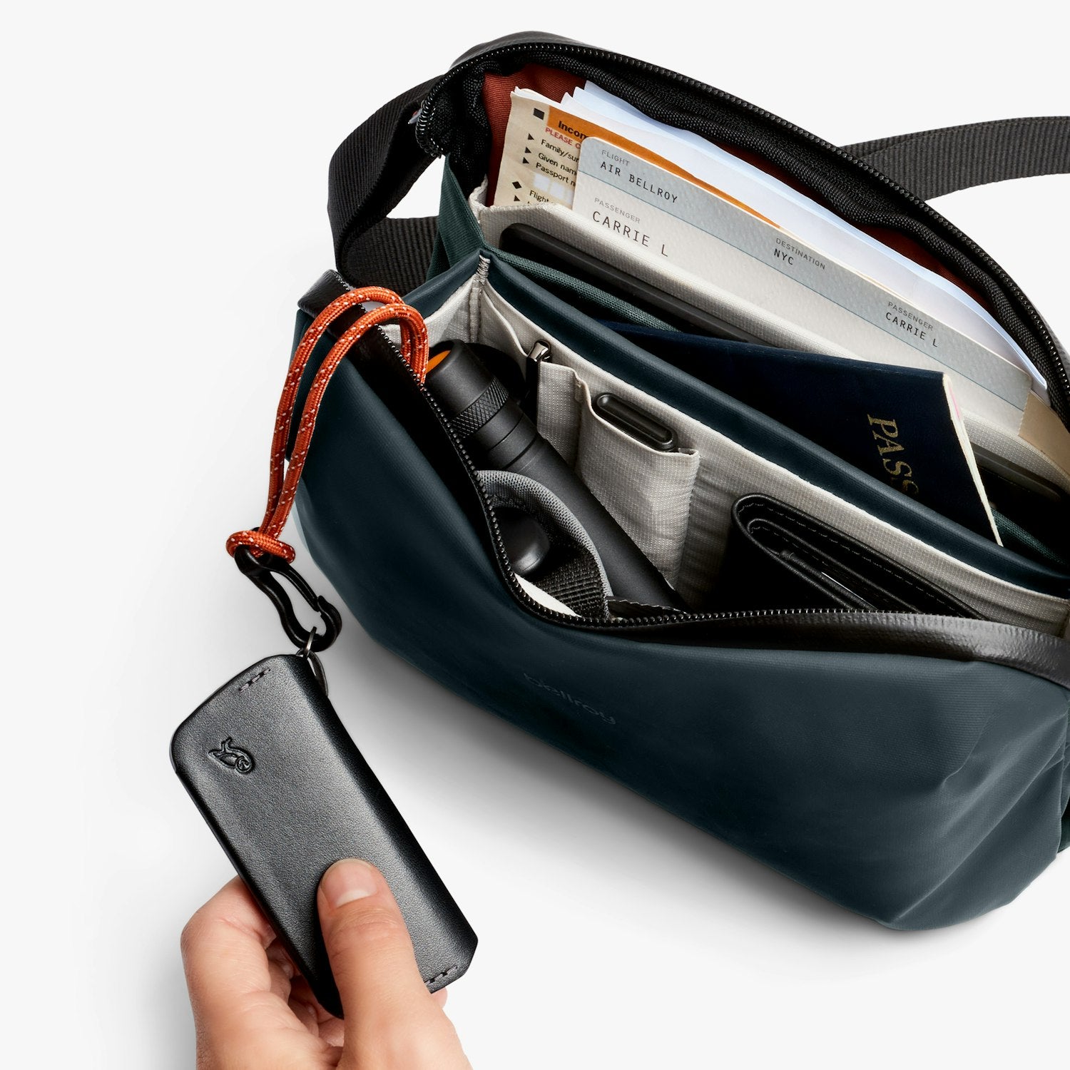 Venture Travel Crossbody 3L - Storming Gravity