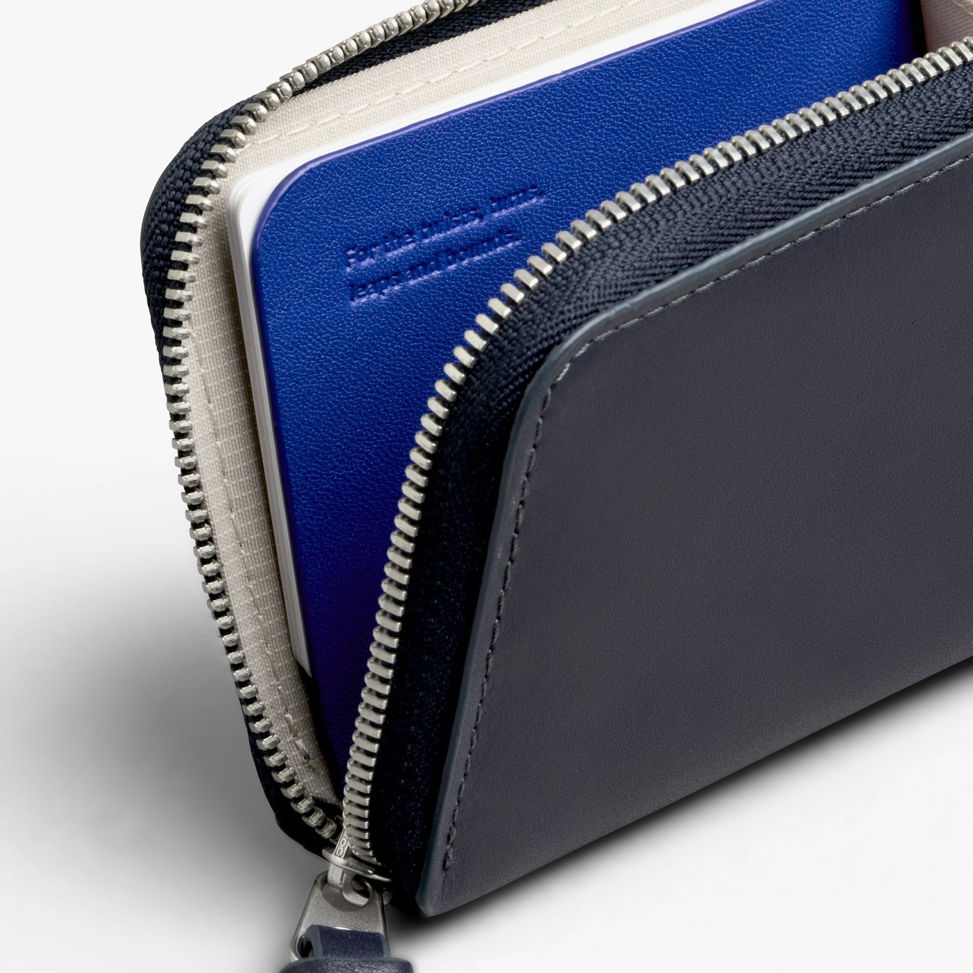 L-Pocket Wallet - Storming Gravity