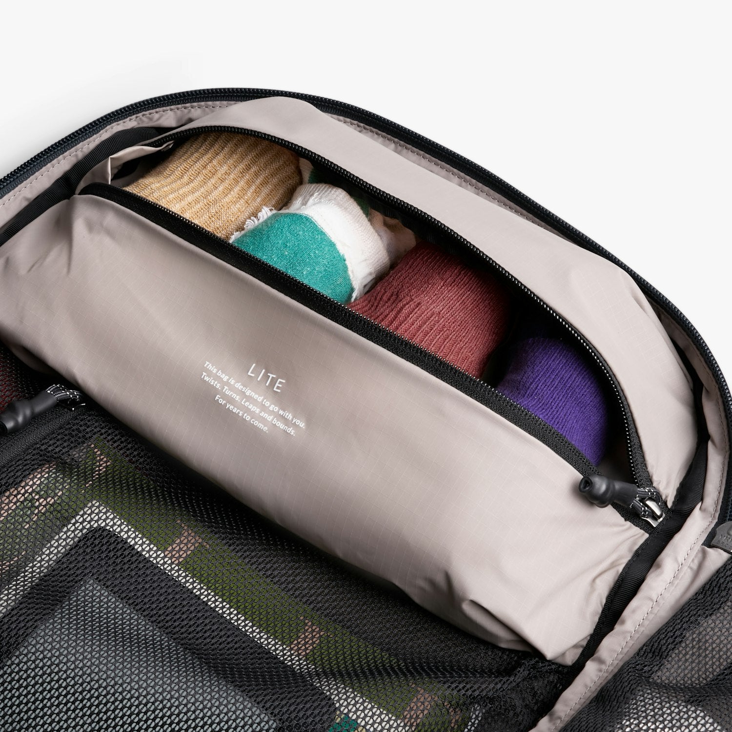 Lite Travel Pack 30L/38L - Storming Gravity