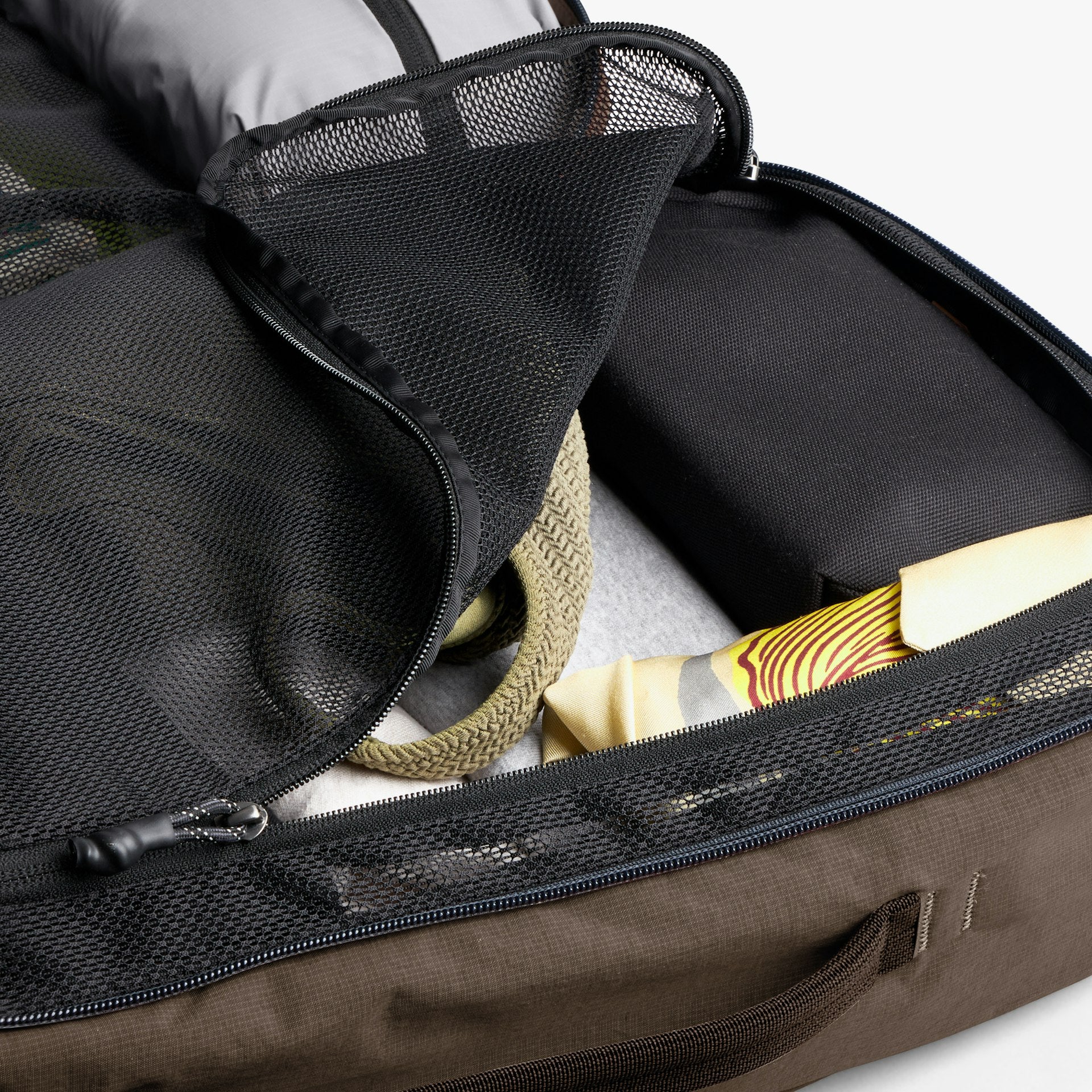 Lite Travel Pack 30L/38L - Storming Gravity
