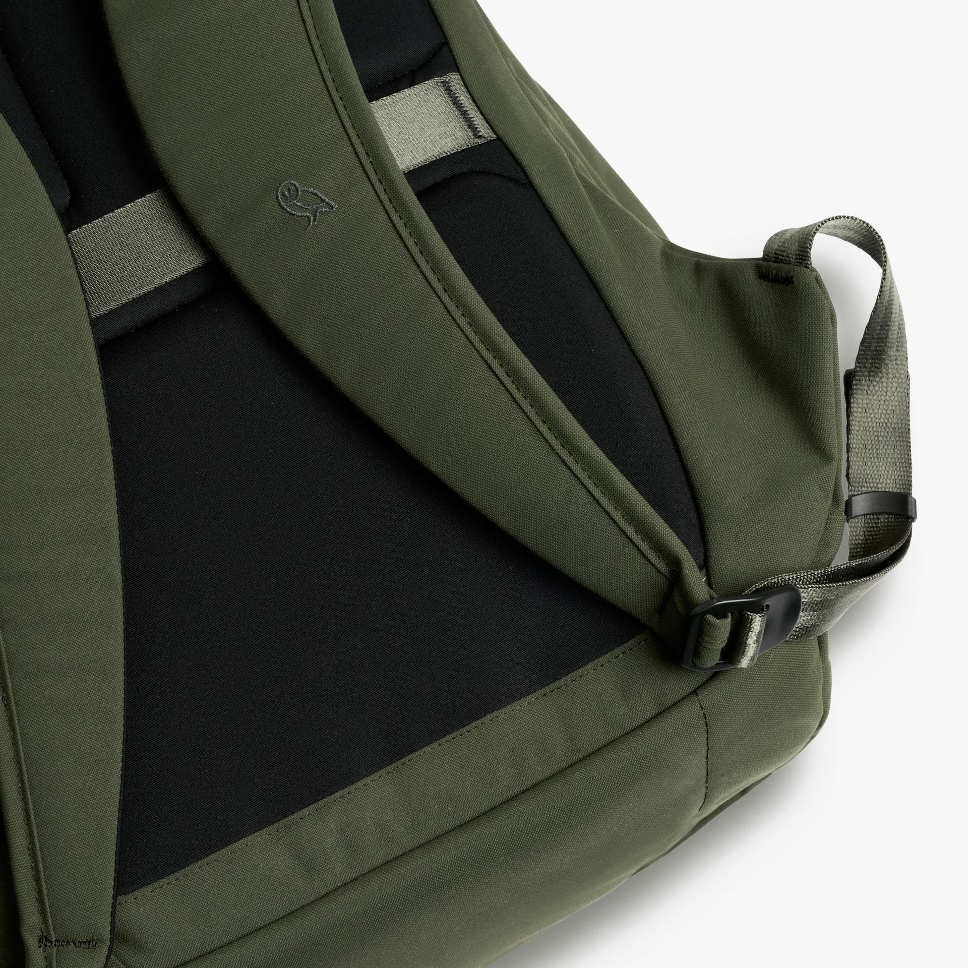 Classic Backpack (3rd Edition) 20L - Storming Gravity
