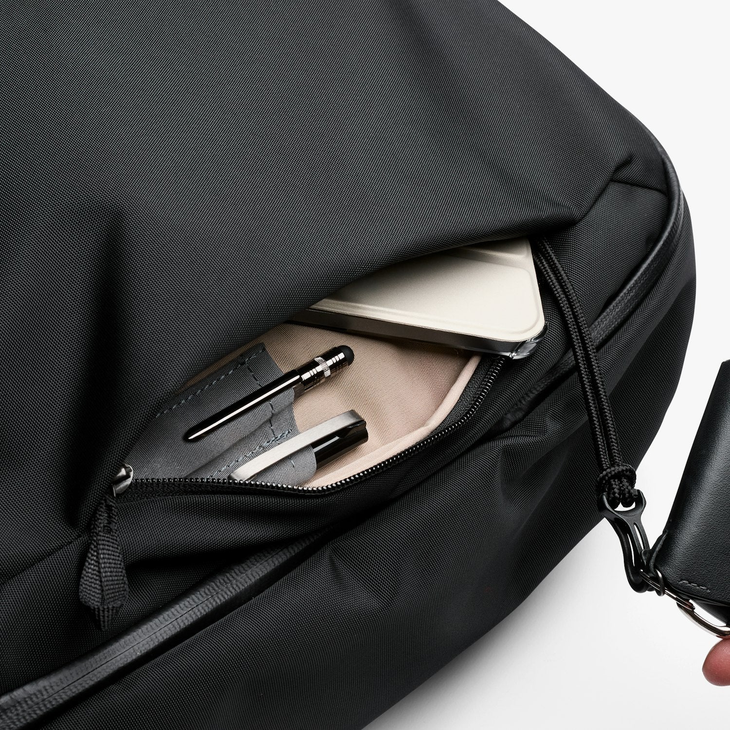 Transit Workpack 26L