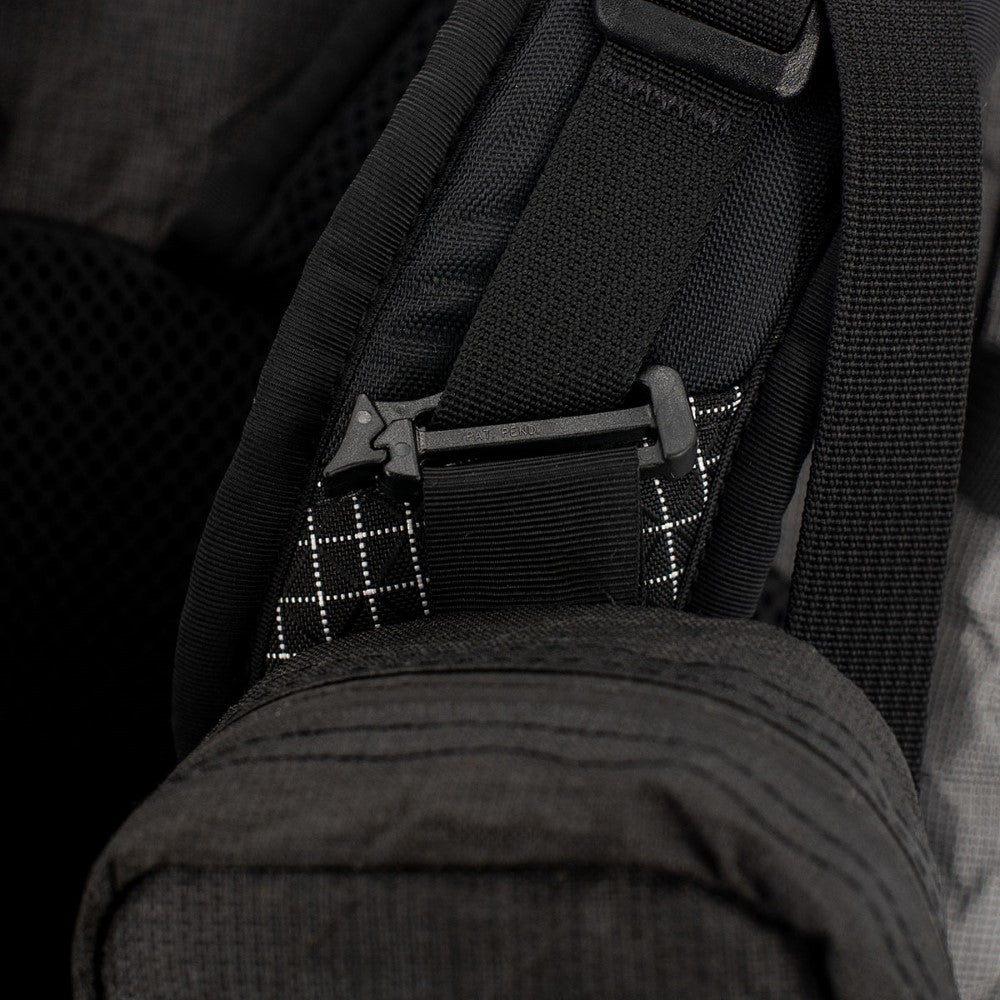 Ultra Shoulder Strap Pocket - Storming Gravity