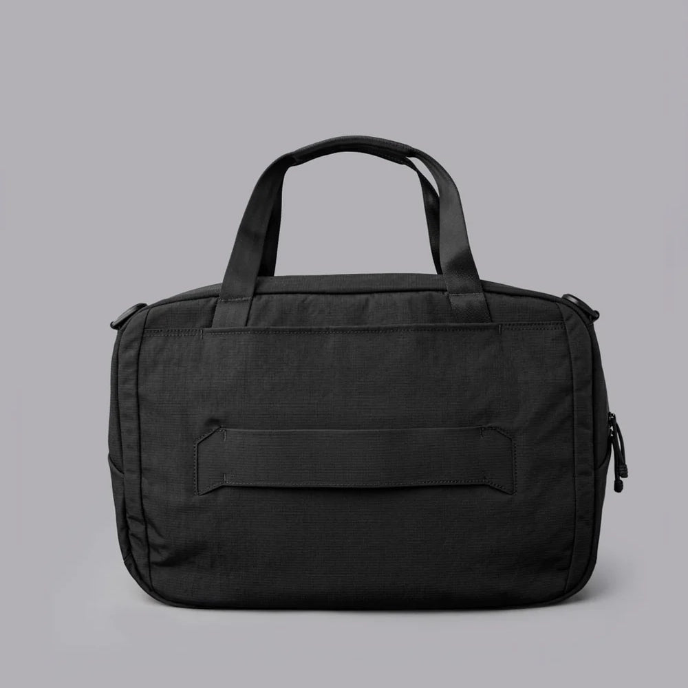 Bravo Brief 15L - Storming Gravity