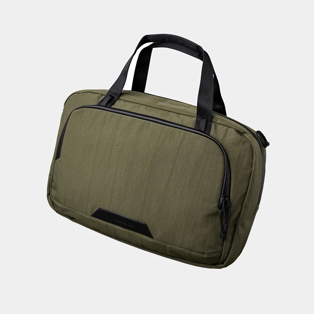Bravo Brief 15L - Storming Gravity