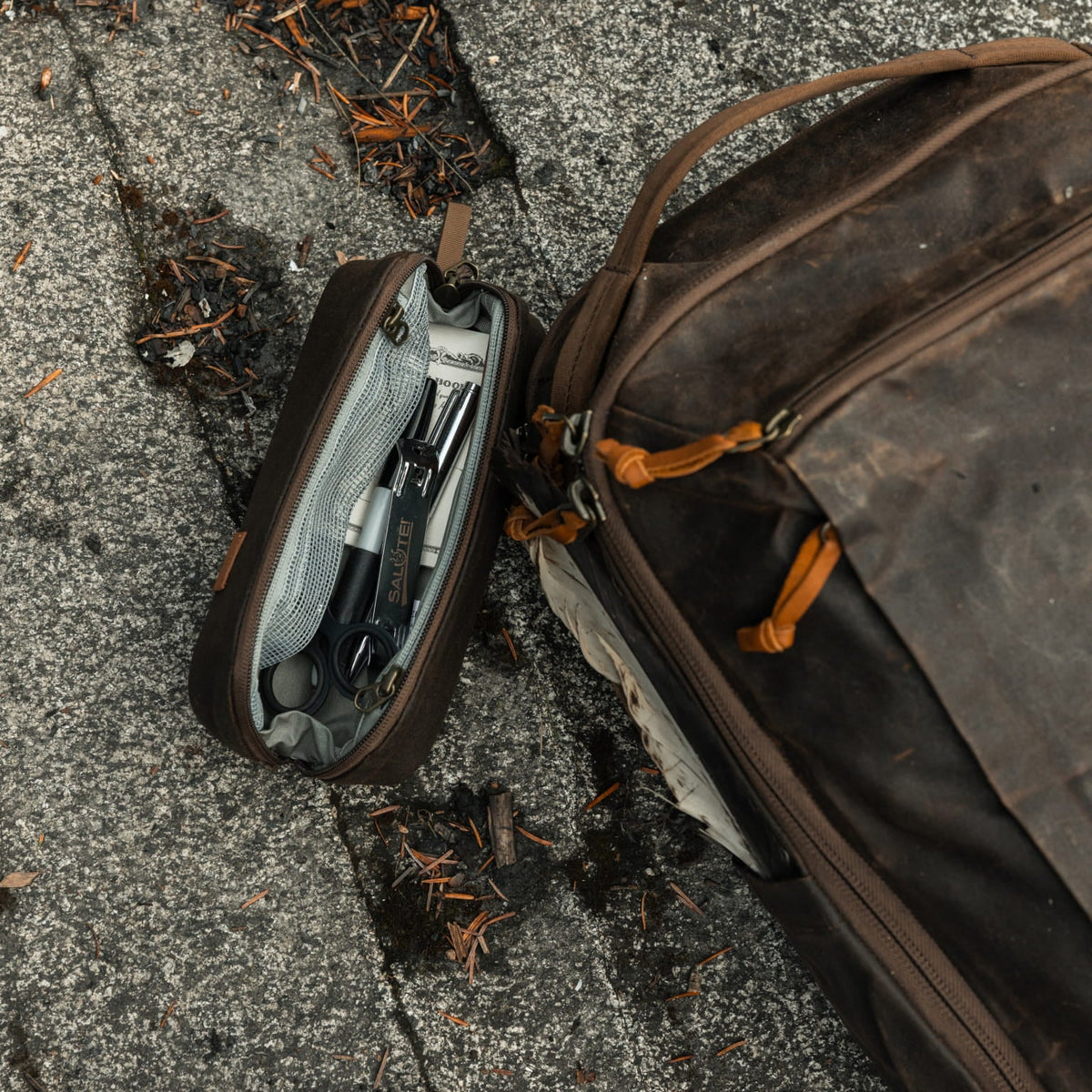 Civic Access Pouch 0.5L - Waxed Canvas