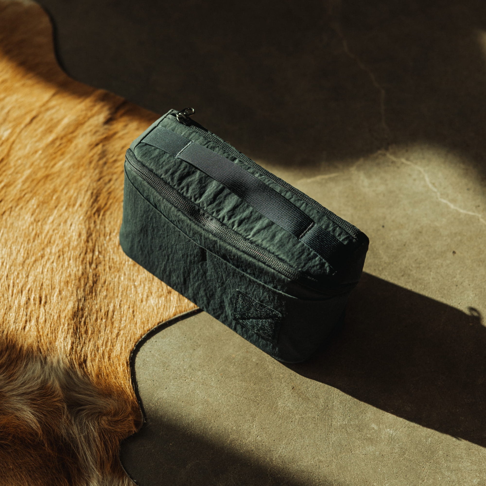 CIVIC Access Pouch 2L - Konbu