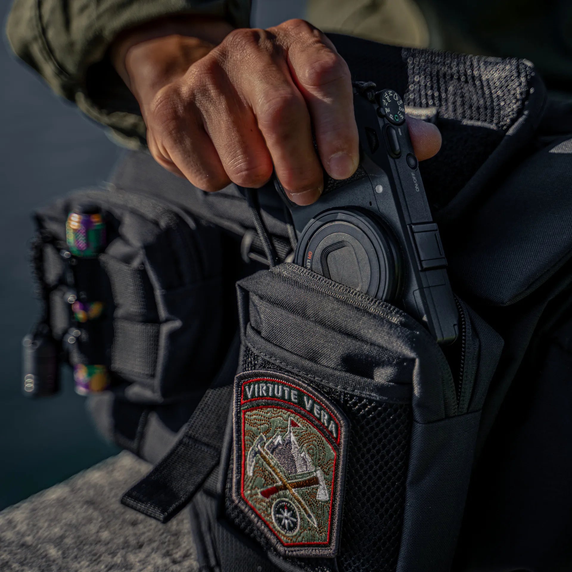 Medium Pouch for Lens, Filter (Armor 04, 05) - Storming Gravity