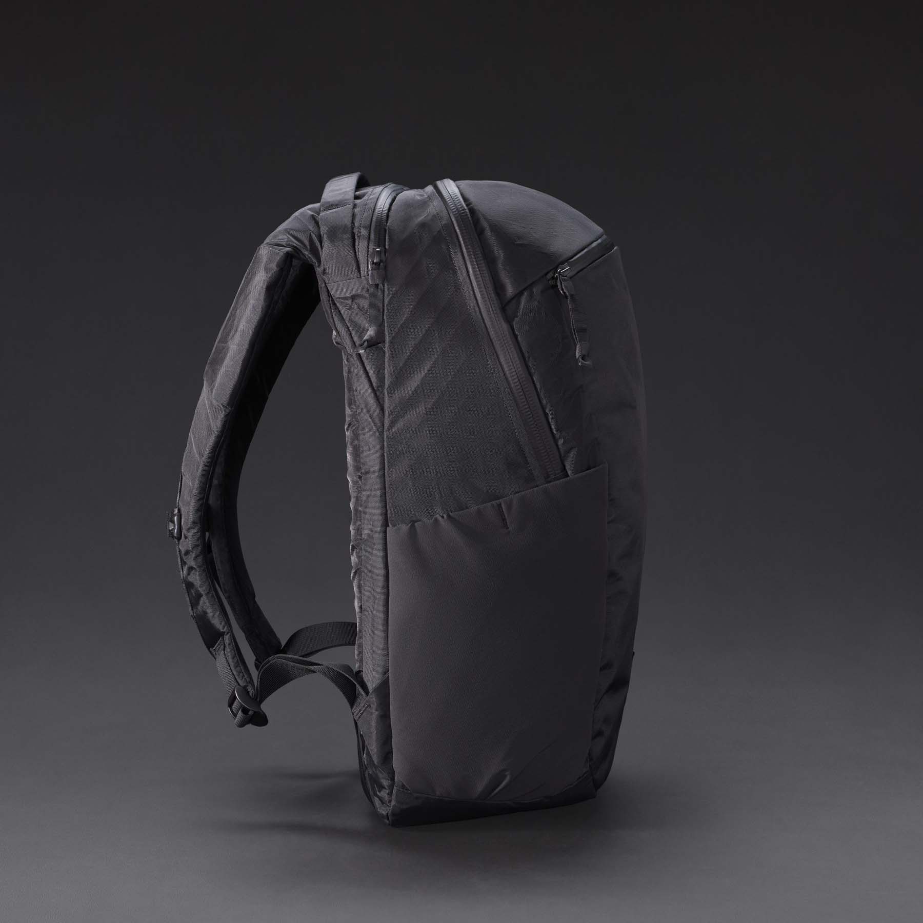 CIVIC Half Zip 22L - X-Pac - Storming Gravity