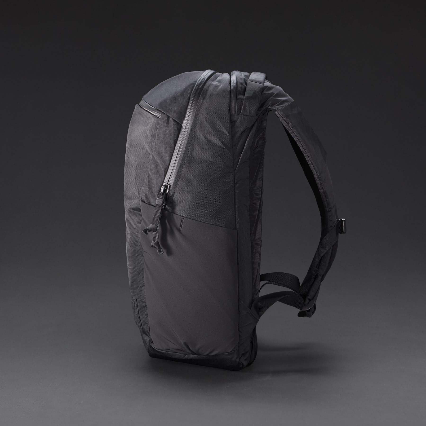 CIVIC Half Zip 22L - X-Pac - Storming Gravity