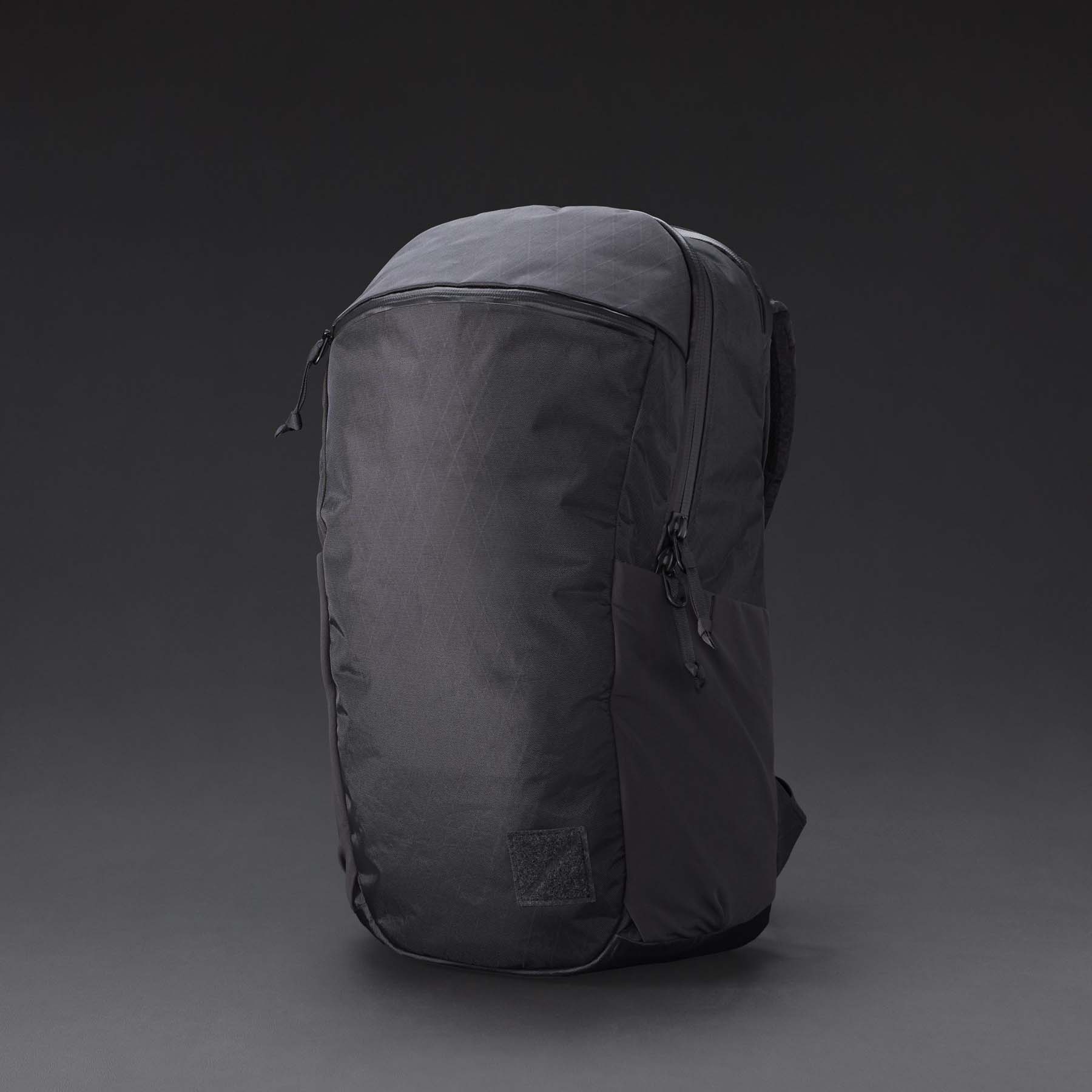 CIVIC Half Zip 22L - X-Pac - Storming Gravity