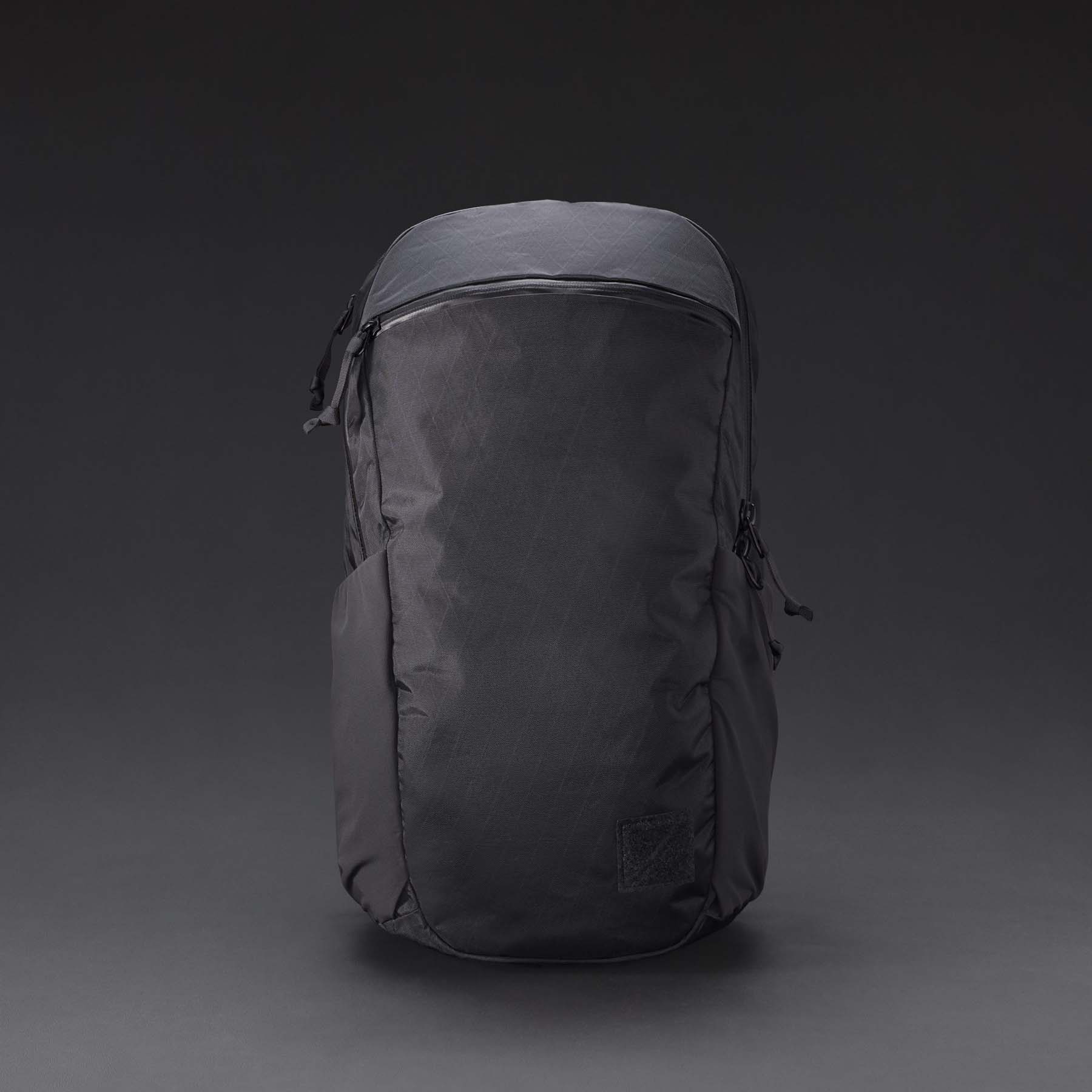CIVIC Half Zip 22L - X-Pac - Storming Gravity