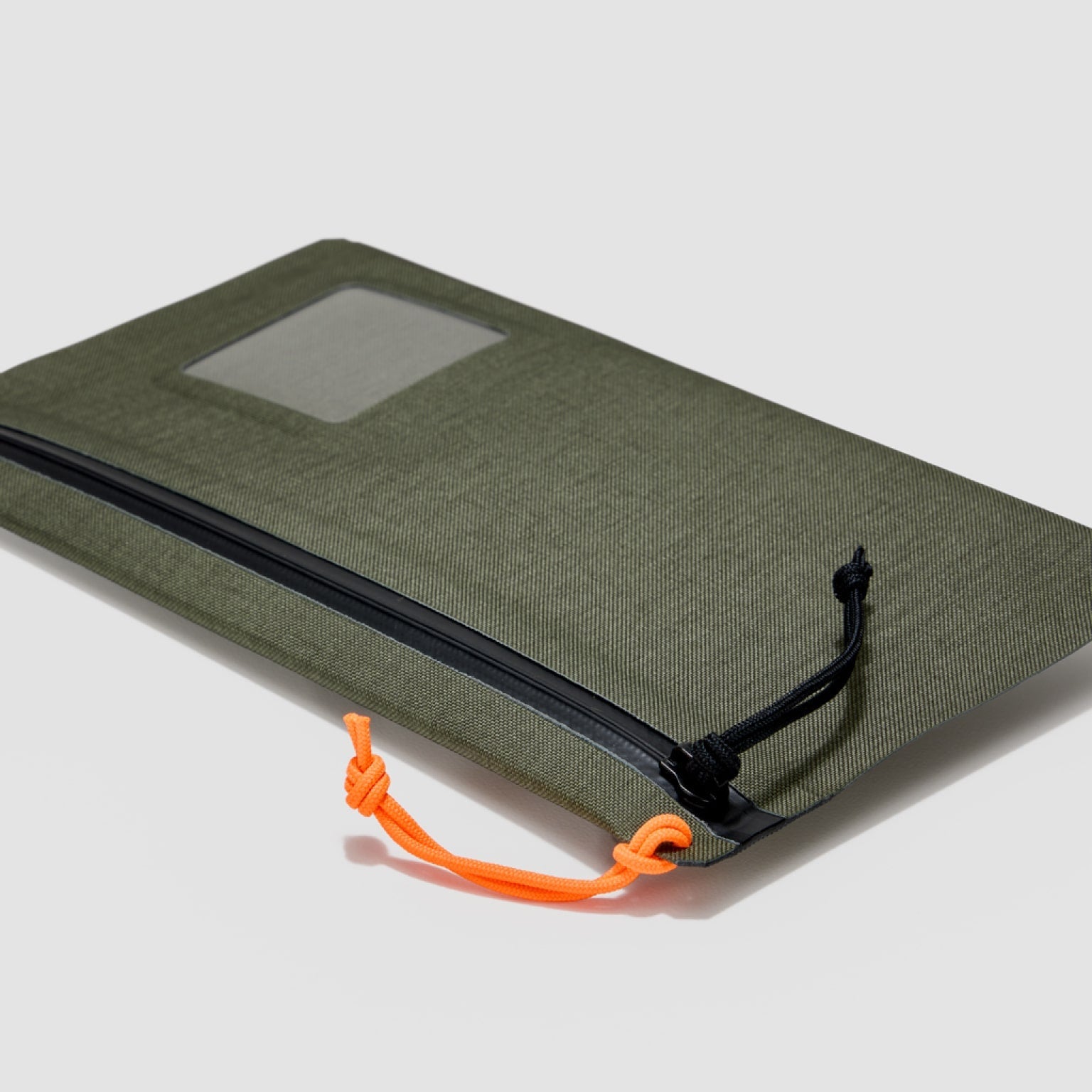 Element Flat Pouch - Small - Storming Gravity