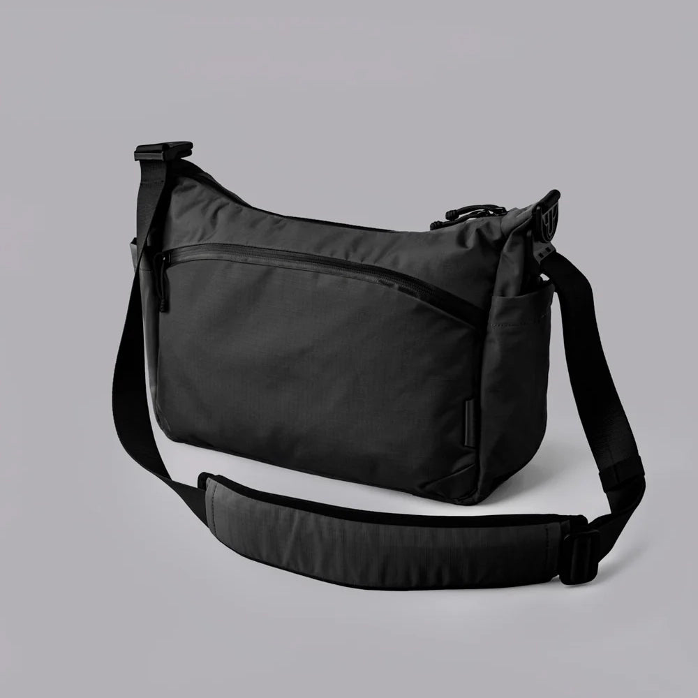 Flight Satchel 11L - Storming Gravity