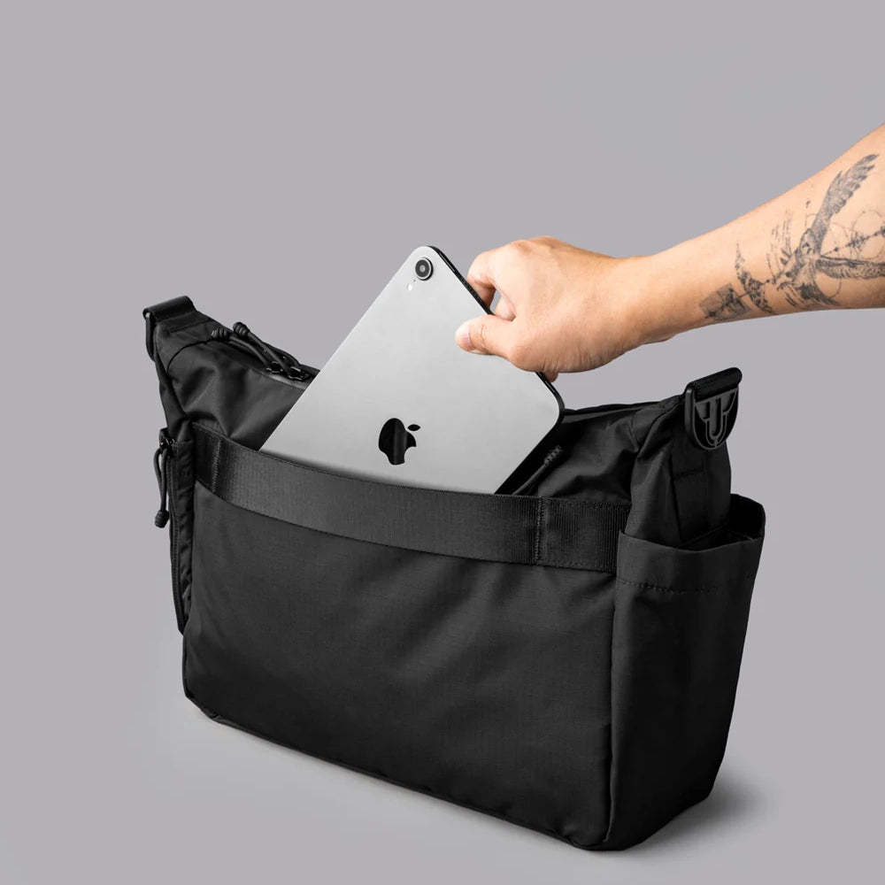 Flight Satchel 11L - Storming Gravity