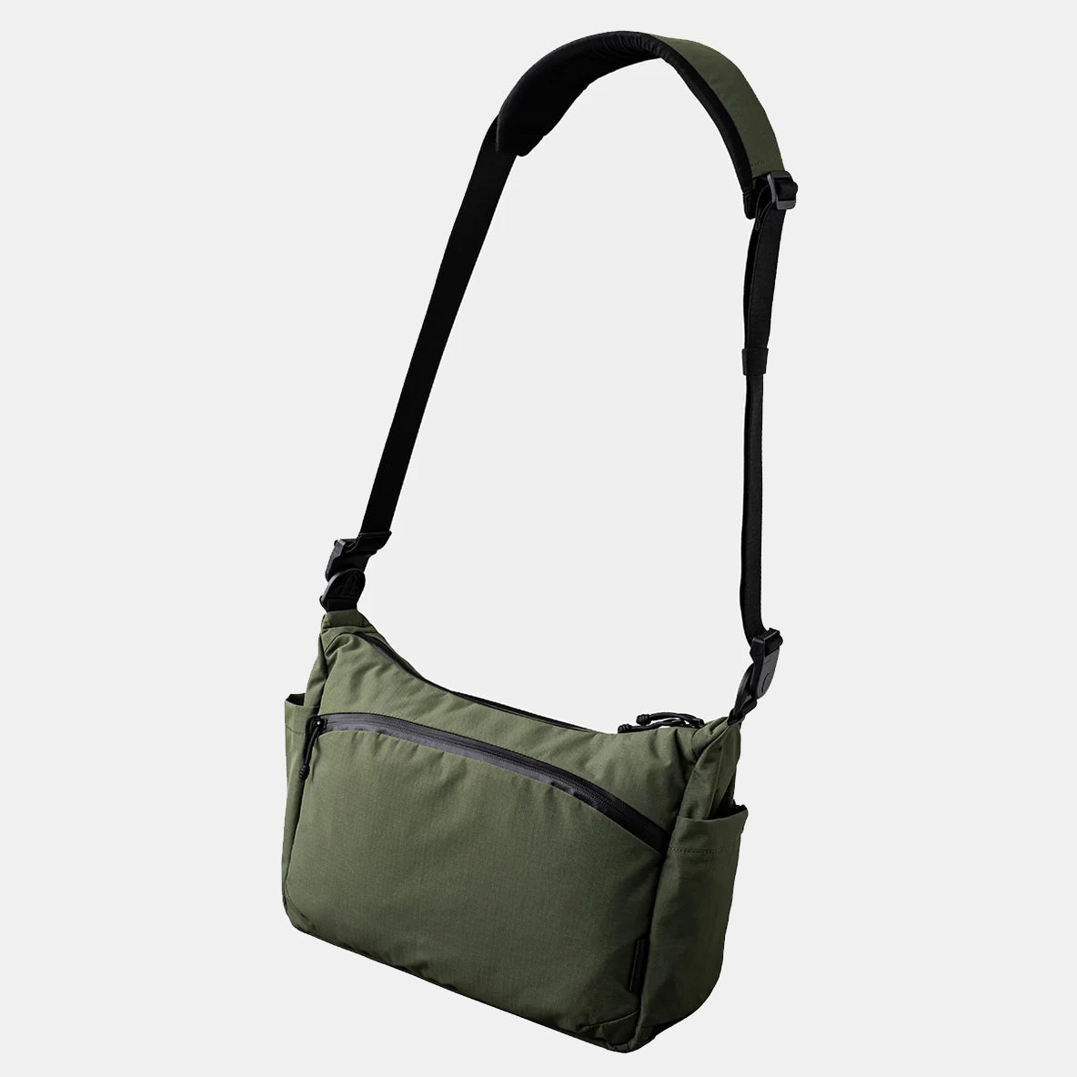 Flight Satchel 11L - Storming Gravity