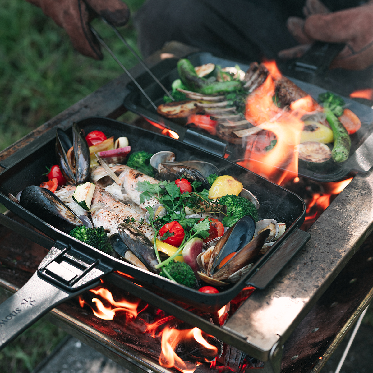 Takibi Cast Iron Sandwich Skillet