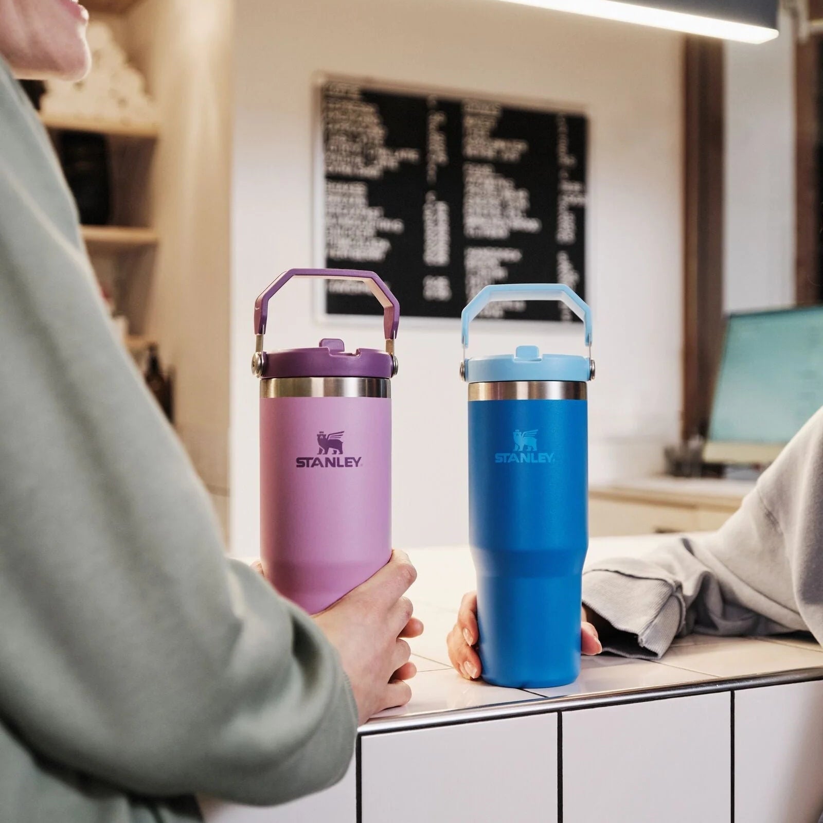 The IceFlow™ Flip Straw Tumbler