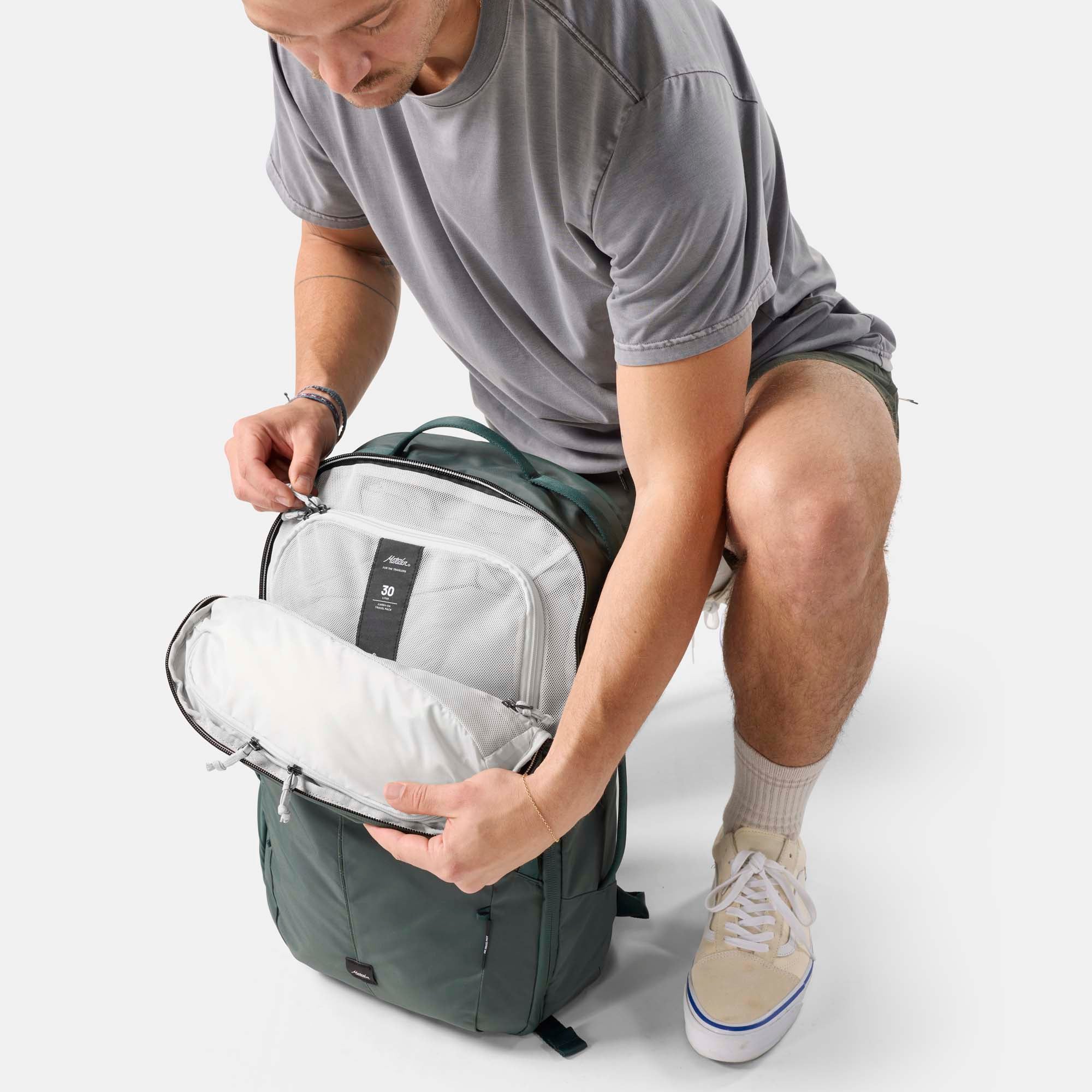 30L Carry On Travel Pack