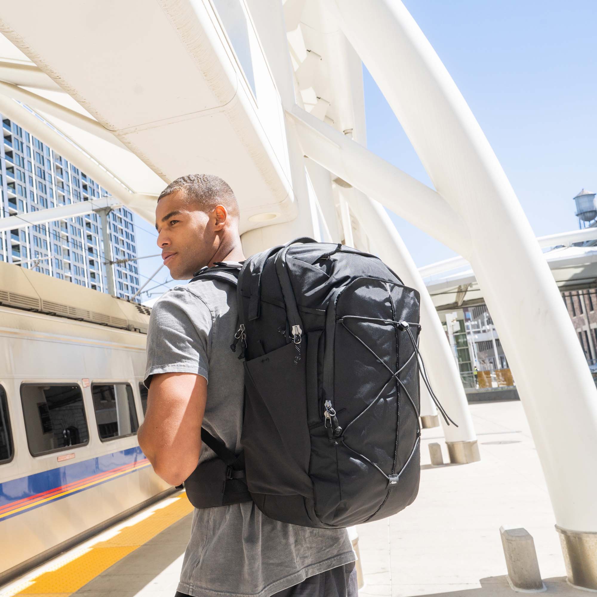 35L Global Travel Pack