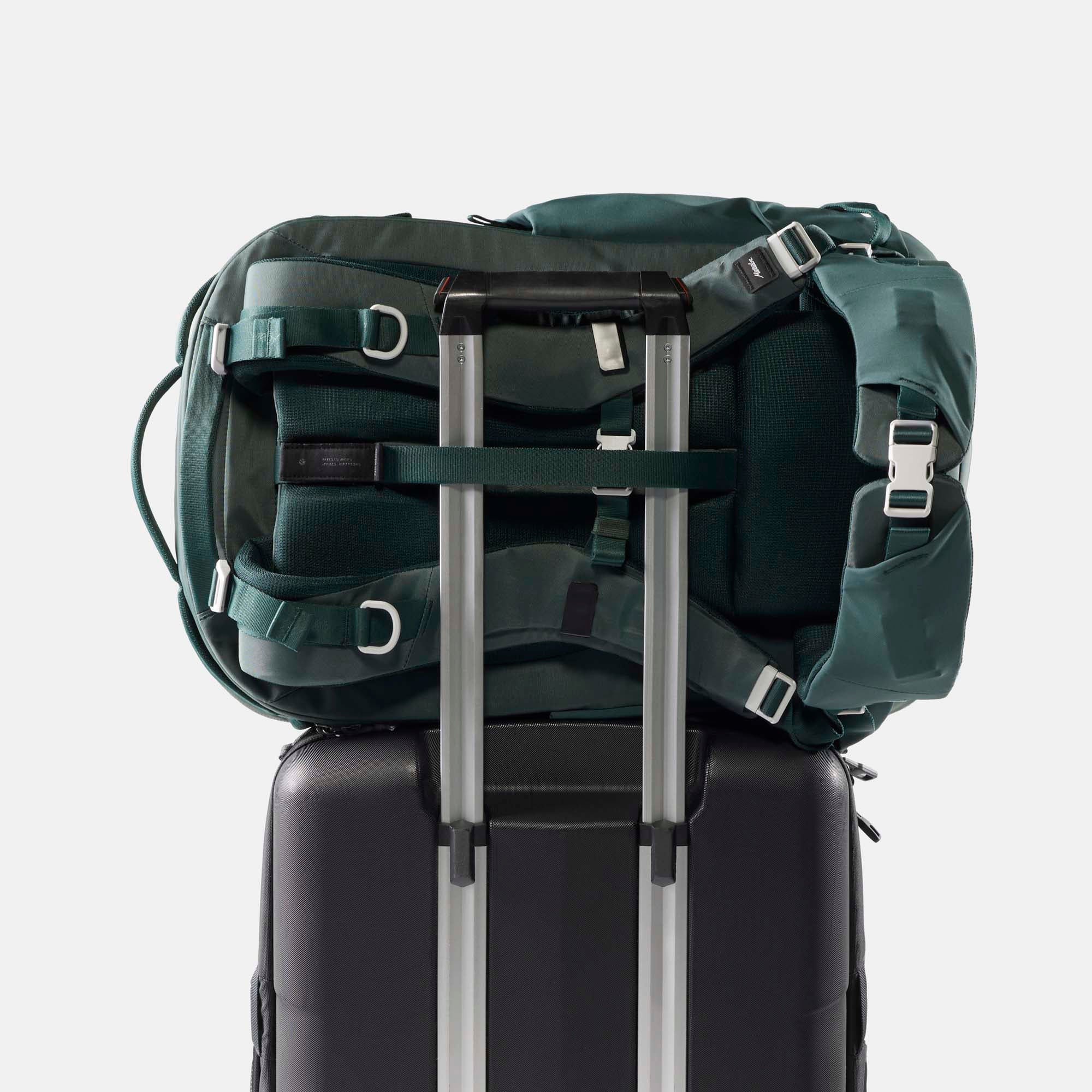 35L Global Travel Pack