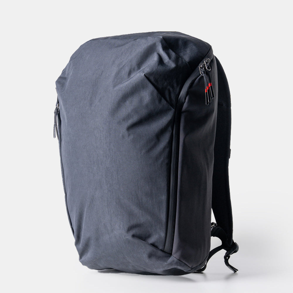 Matador® X Carryology® REDEYE 24 - Black Edition - Storming Gravity