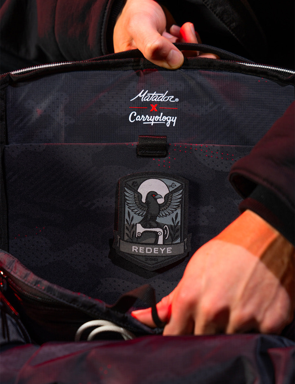 Matador® X Carryology® REDEYE 24 - Black Edition - Storming Gravity