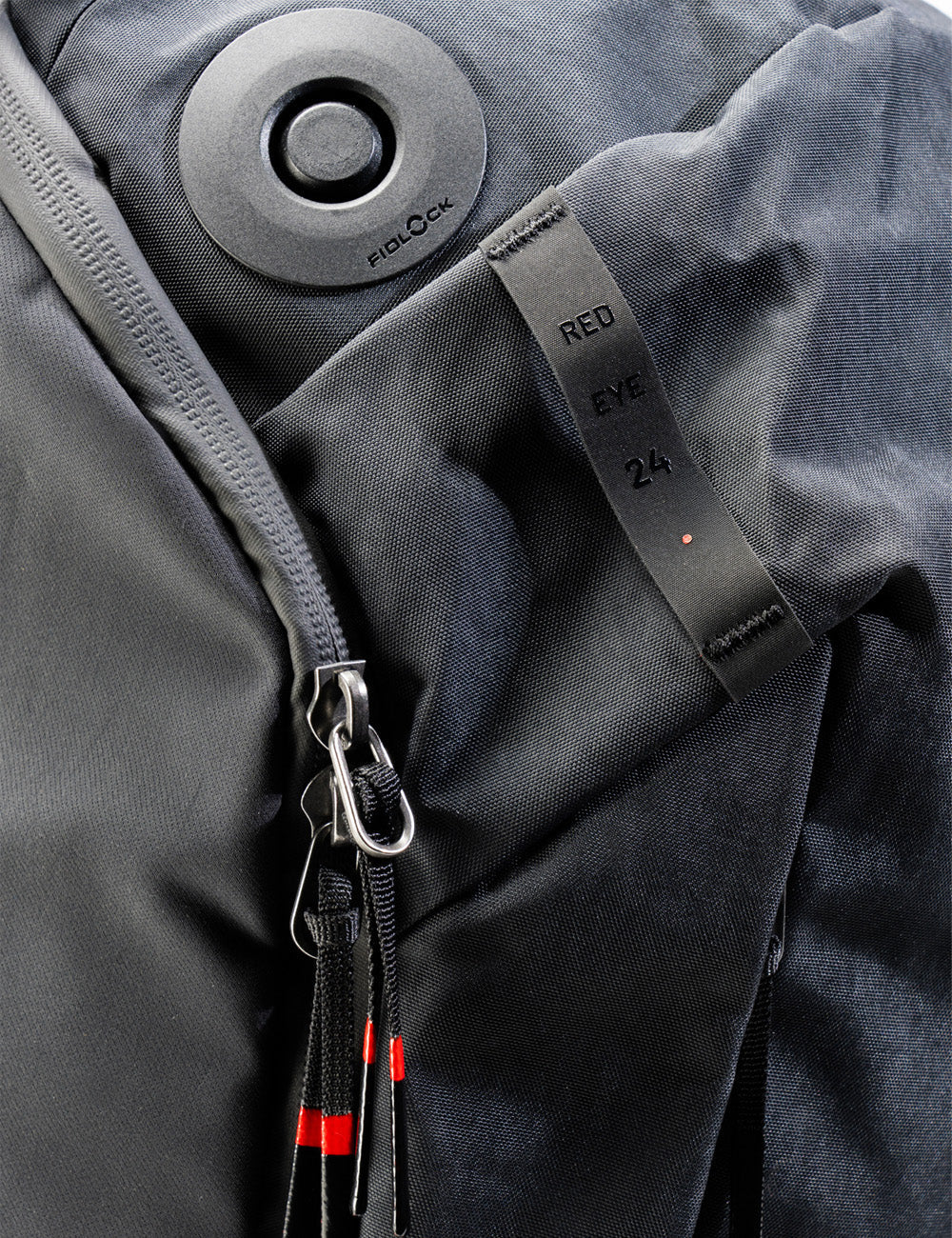 Matador® X Carryology® REDEYE 24 - Black Edition - Storming Gravity