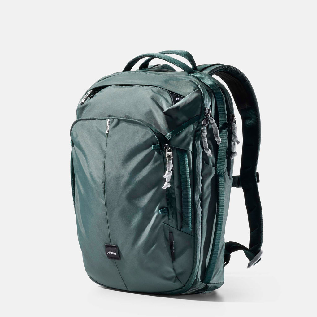 18L Personal Item Travel Pack