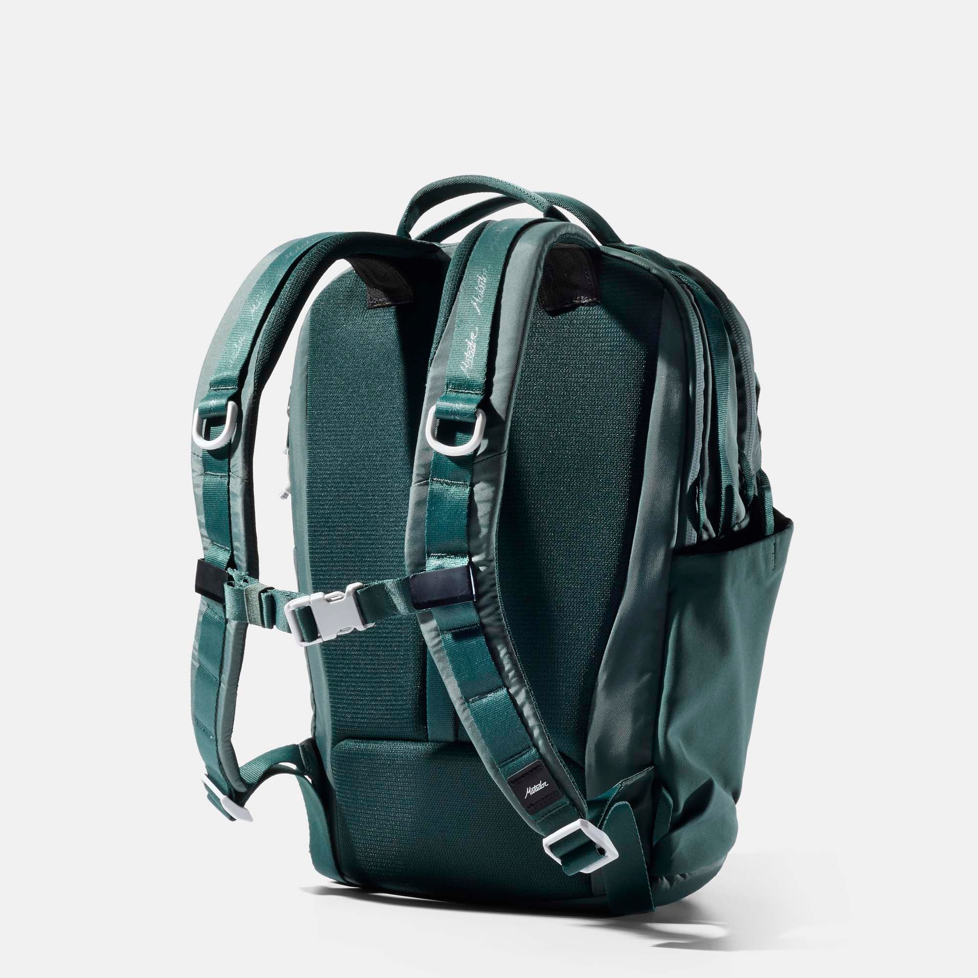 18L Personal Item Travel Pack