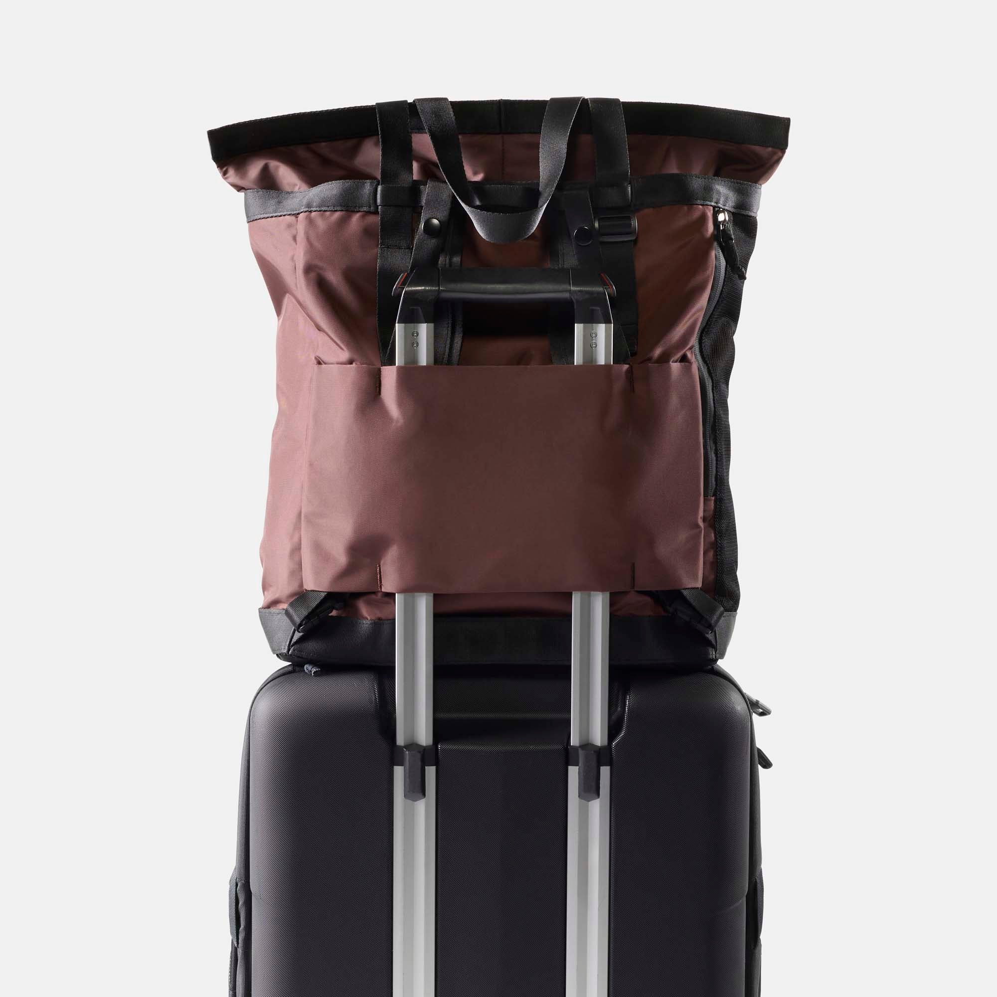 24L Tote Pack