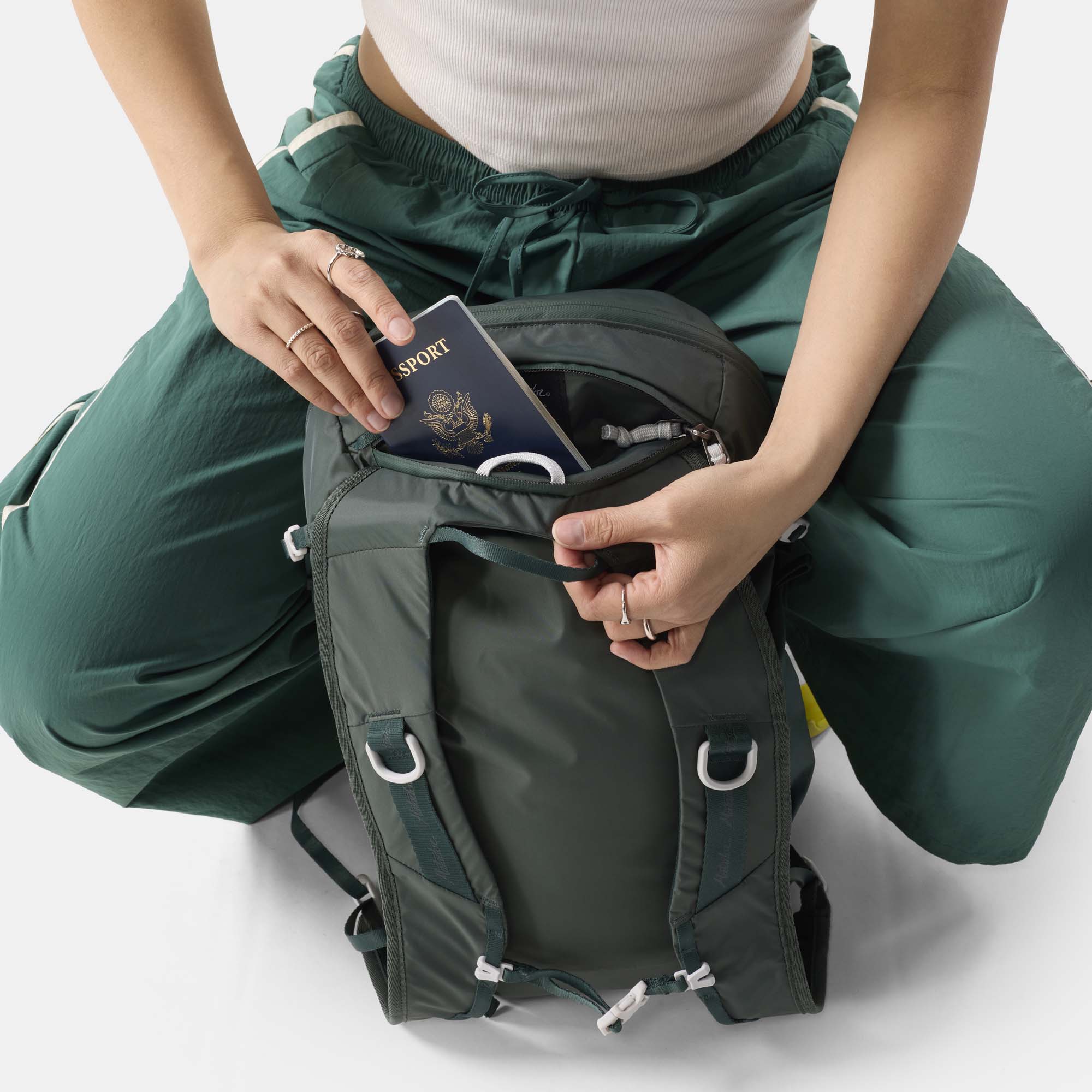 18L Zipper Packable Backpack