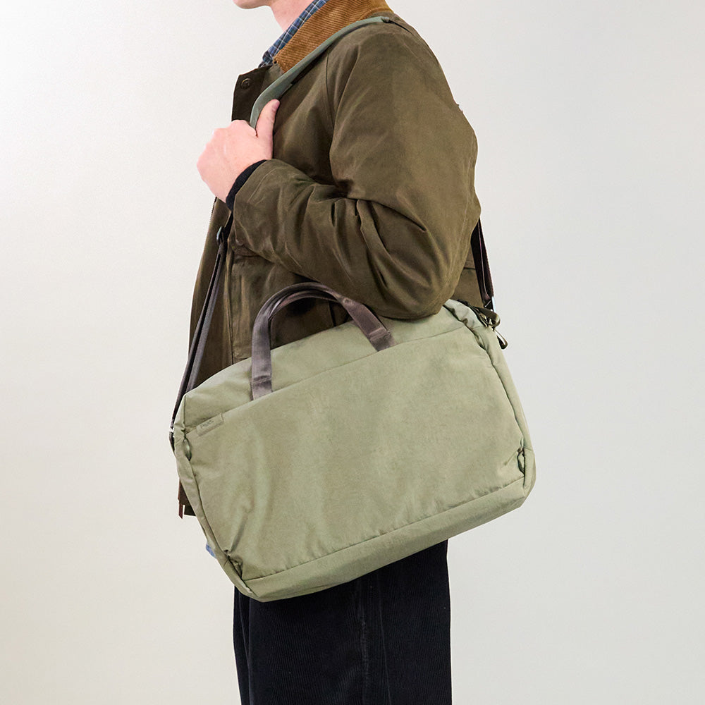 MODE Shoulder Bag 12L - Storming Gravity