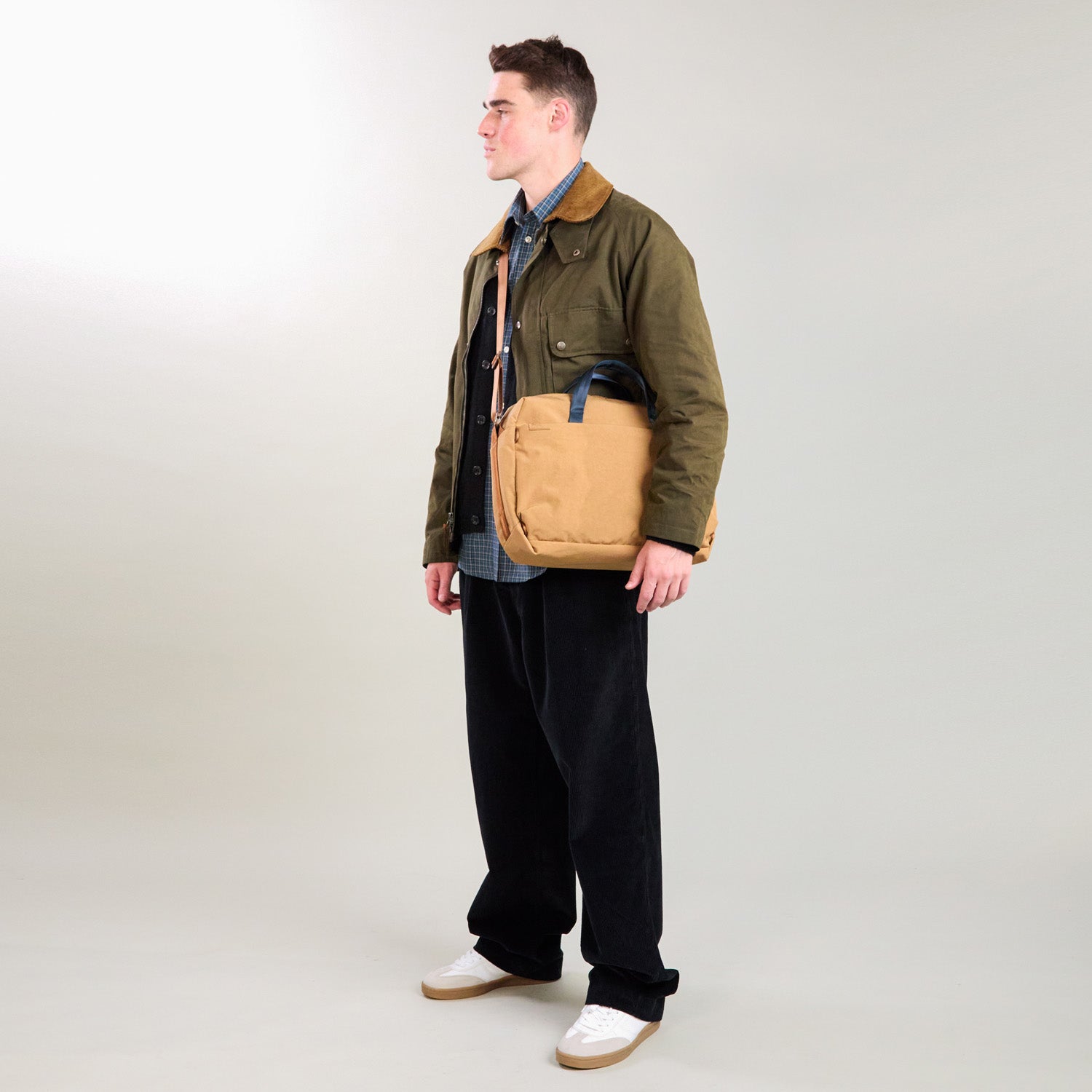 MODE Shoulder Bag 12L - Storming Gravity