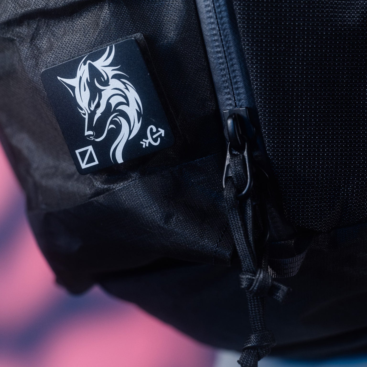 MOUNTAIN Panel Loader 22L - Kludde Edition - Storming Gravity