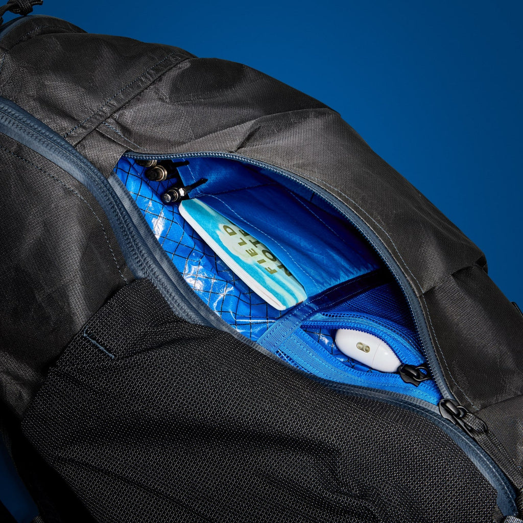 MOUNTAIN Panel Loader 22L - Kludde Edition