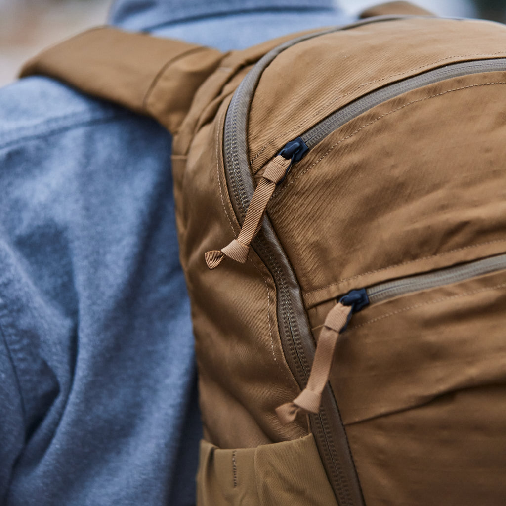 MOUNTAIN PANEL LOADER 22L - ECOPAK - Evergoods – Storming Gravity