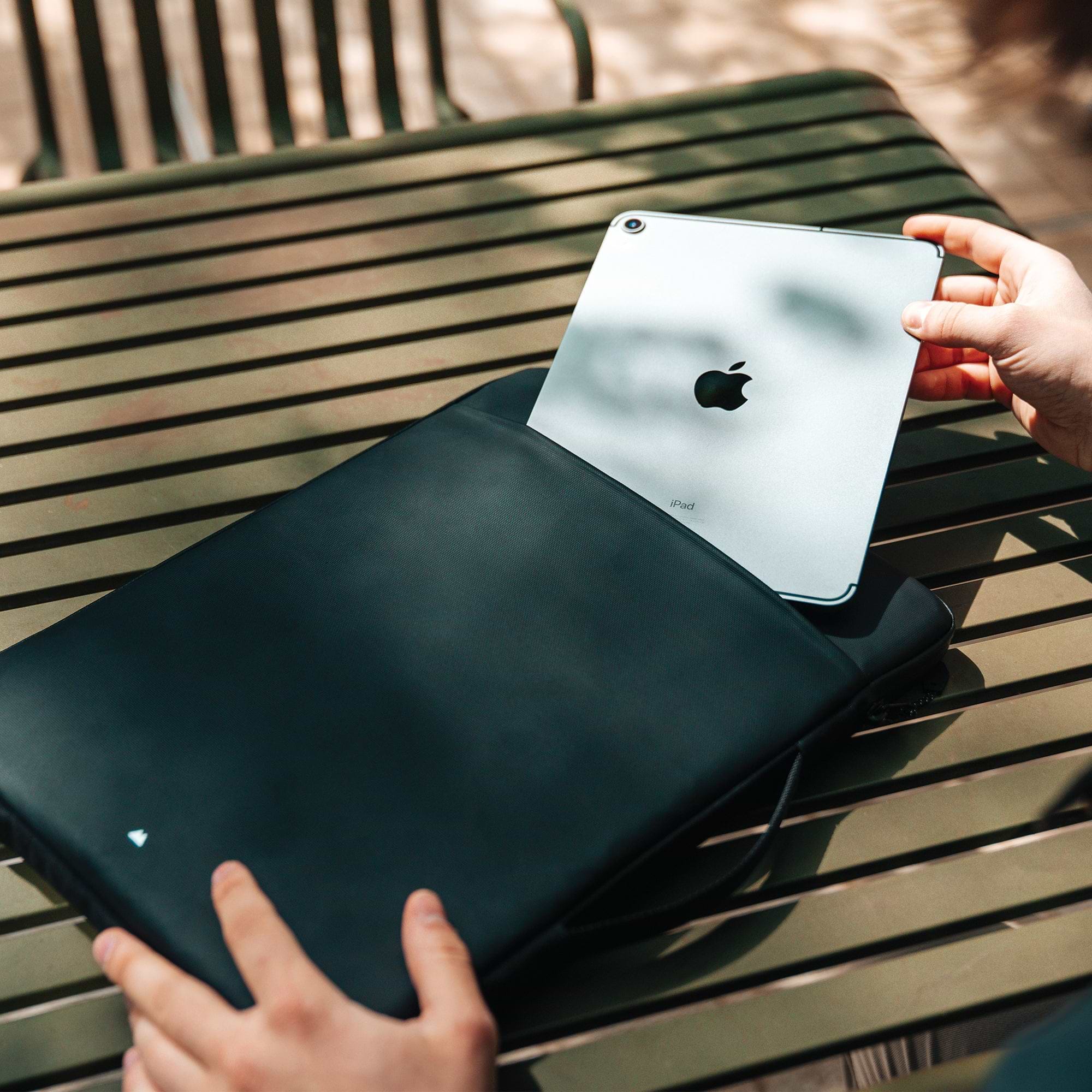 MacBook Pro Sleeve With Handle - Storming Gravity