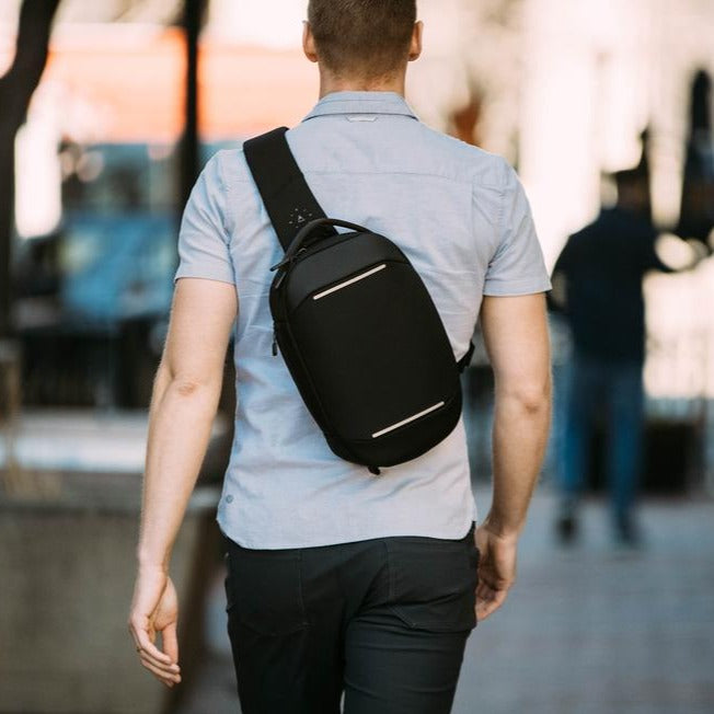 NOMATIC Navigator Series - 6L Sling - Storming Gravity