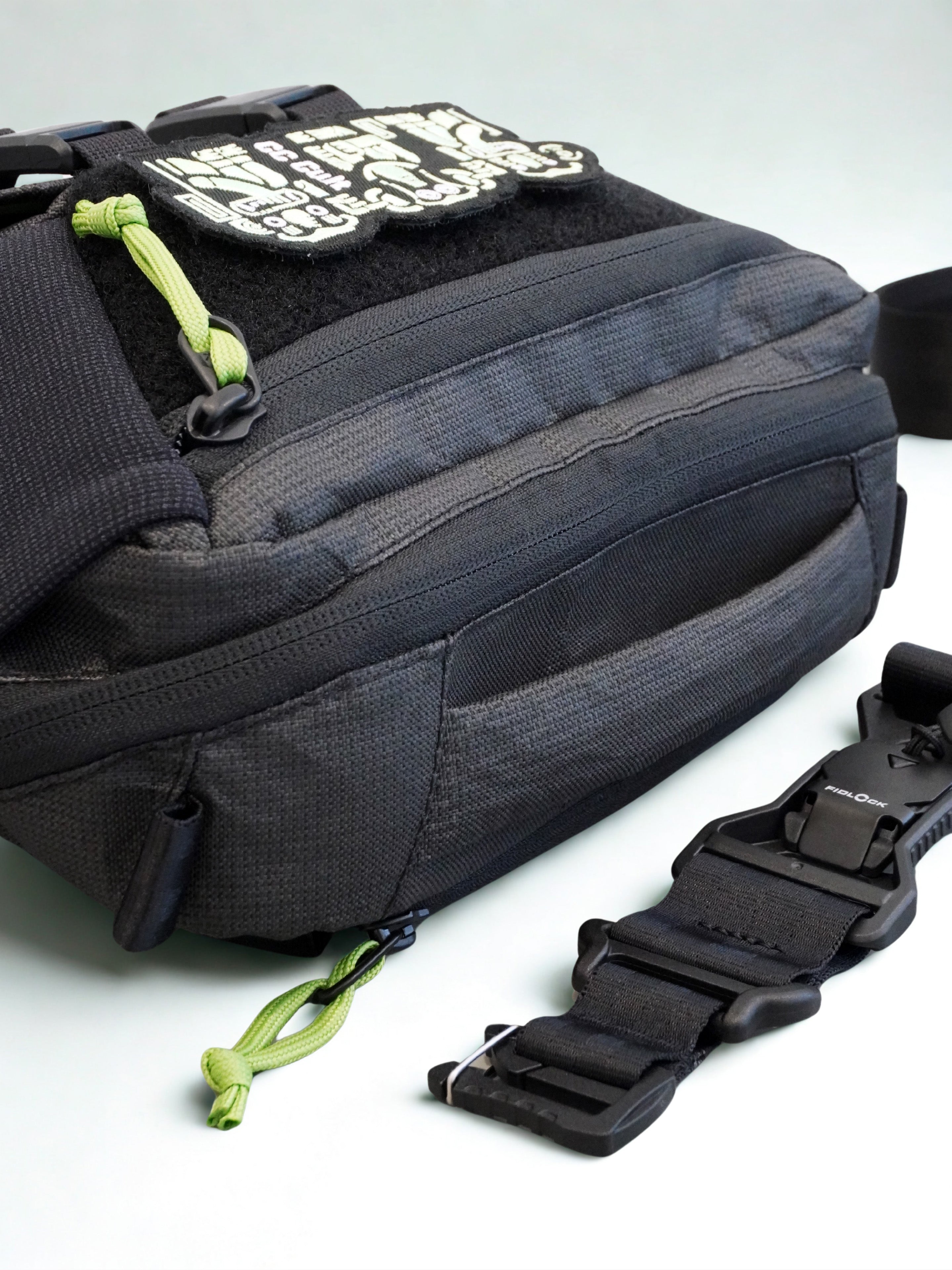 Samurai Sling 3.5L - Storming Gravity