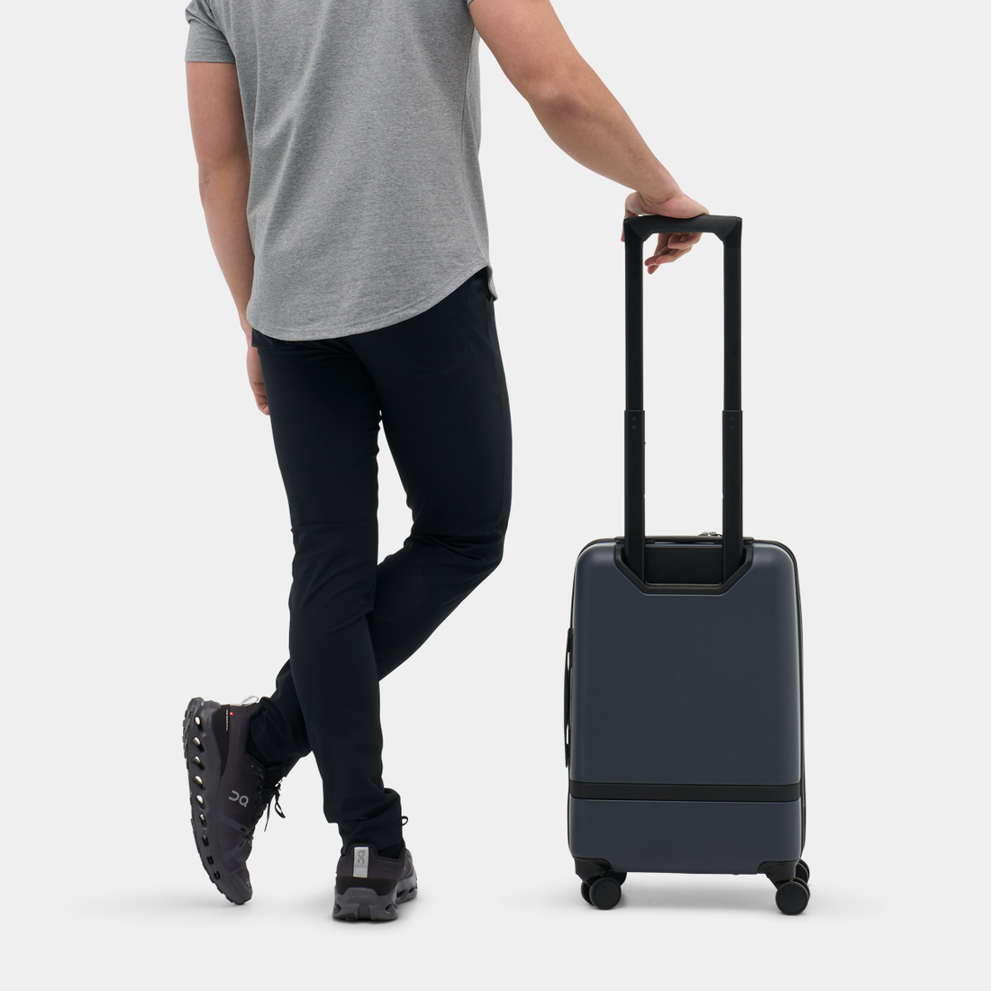 NOMATIC Carry-On Classic (30L) - Storming Gravity