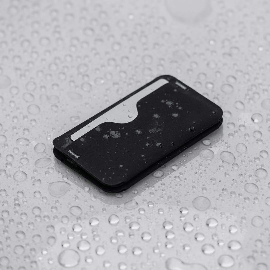 RE:FORM® RE:02 (CARD HOLDER)