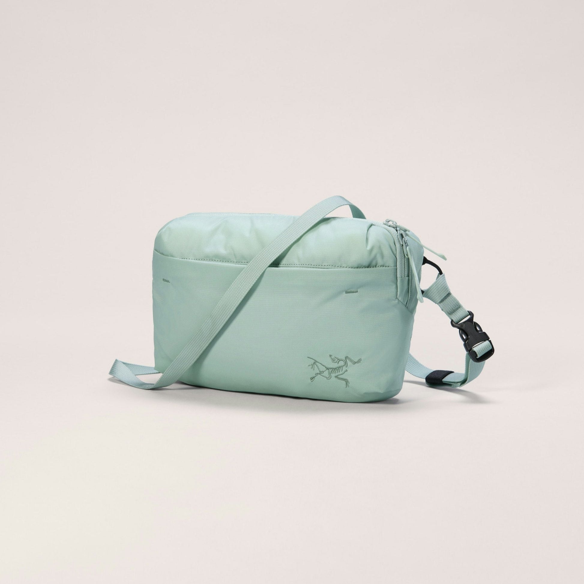 Heliad Crossbody Bag 6L