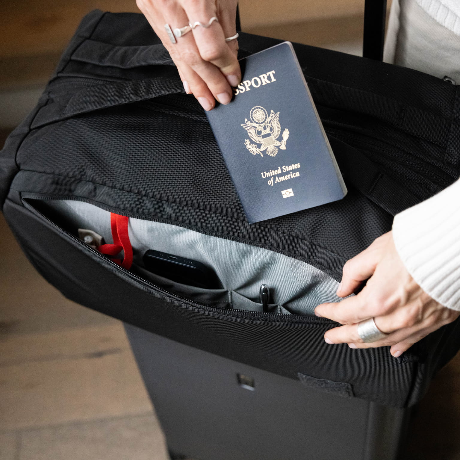 Transit Duffel 25L / 35L