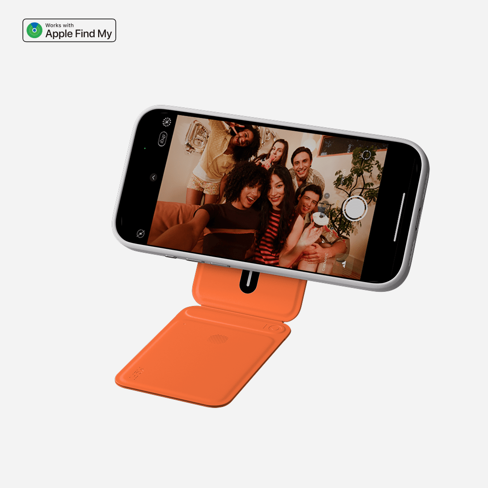 Trackable Tripod Wallet - Storming Gravity
