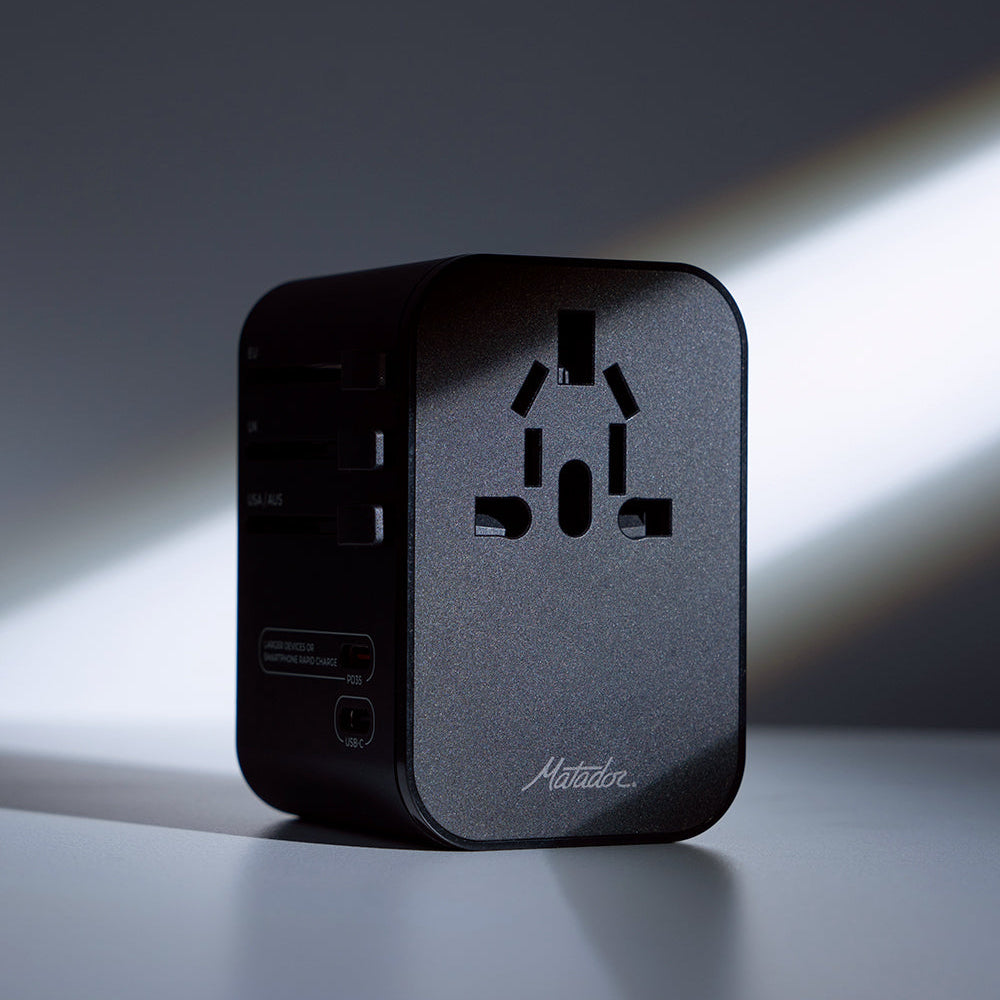 Global Travel Adapter 35W