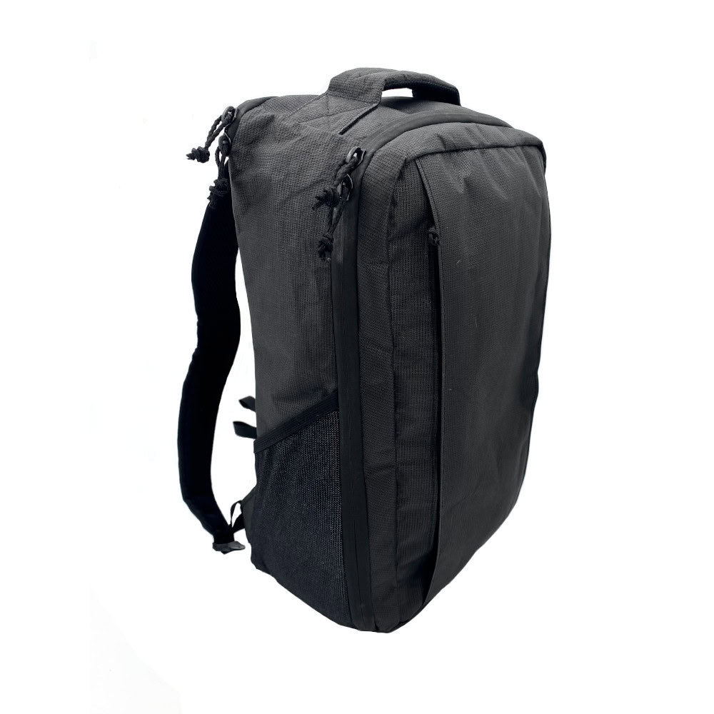 Ultra Cicada EWP 22L - Storming Gravity