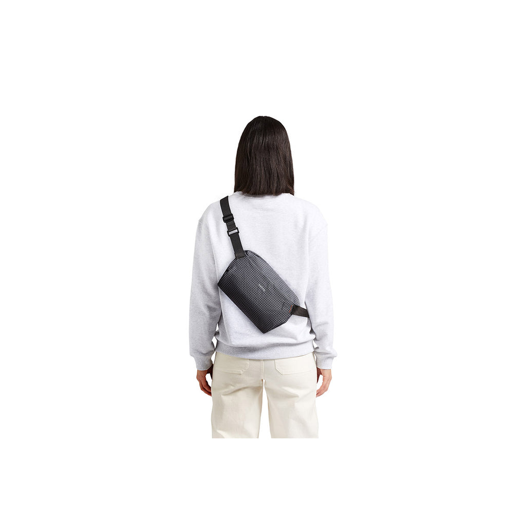 bellroy-lite-sling-mini-arcade-gray