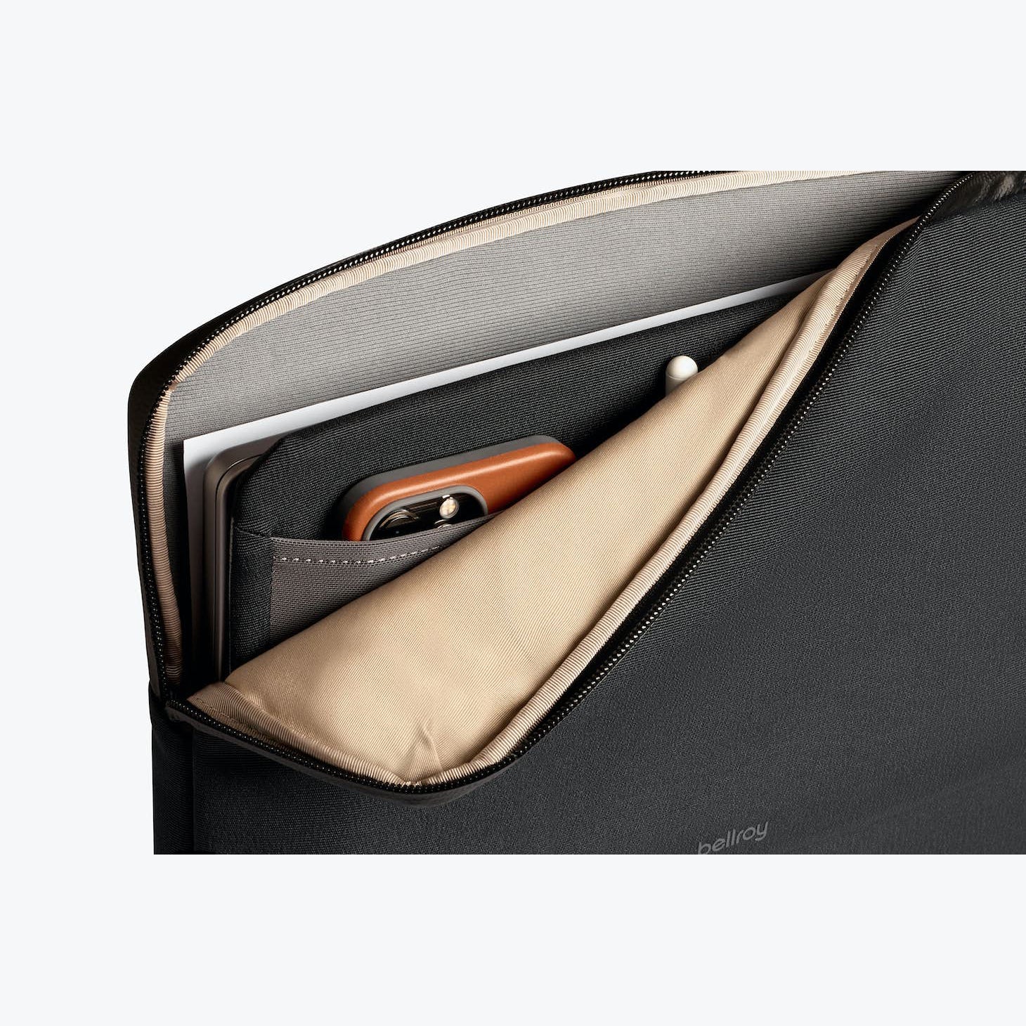 bellroy-laptop-caddy-slate