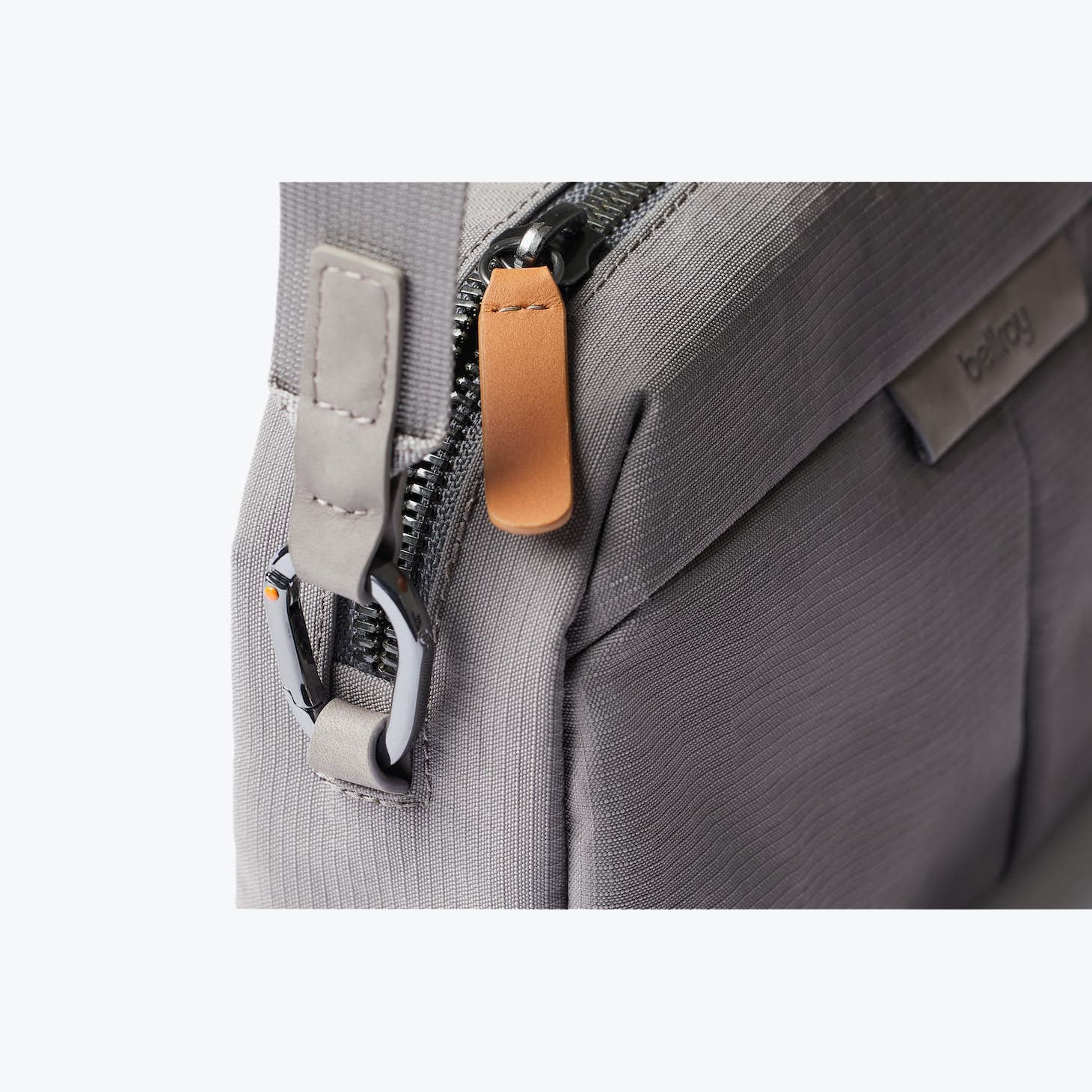 Tokyo Crossbody 2L